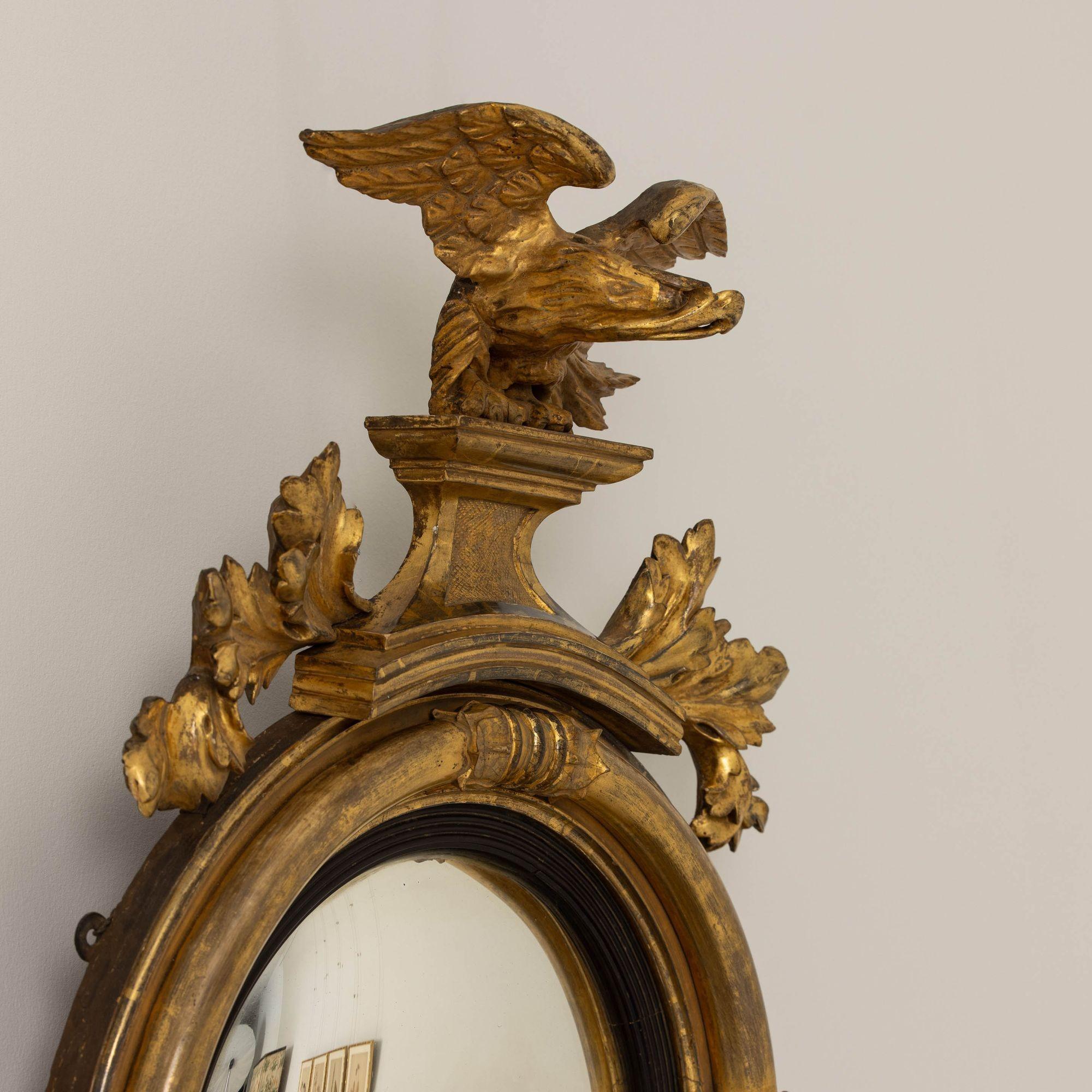 19th c. English Regency Convex Mirror in Original Giltwood For Sale 2