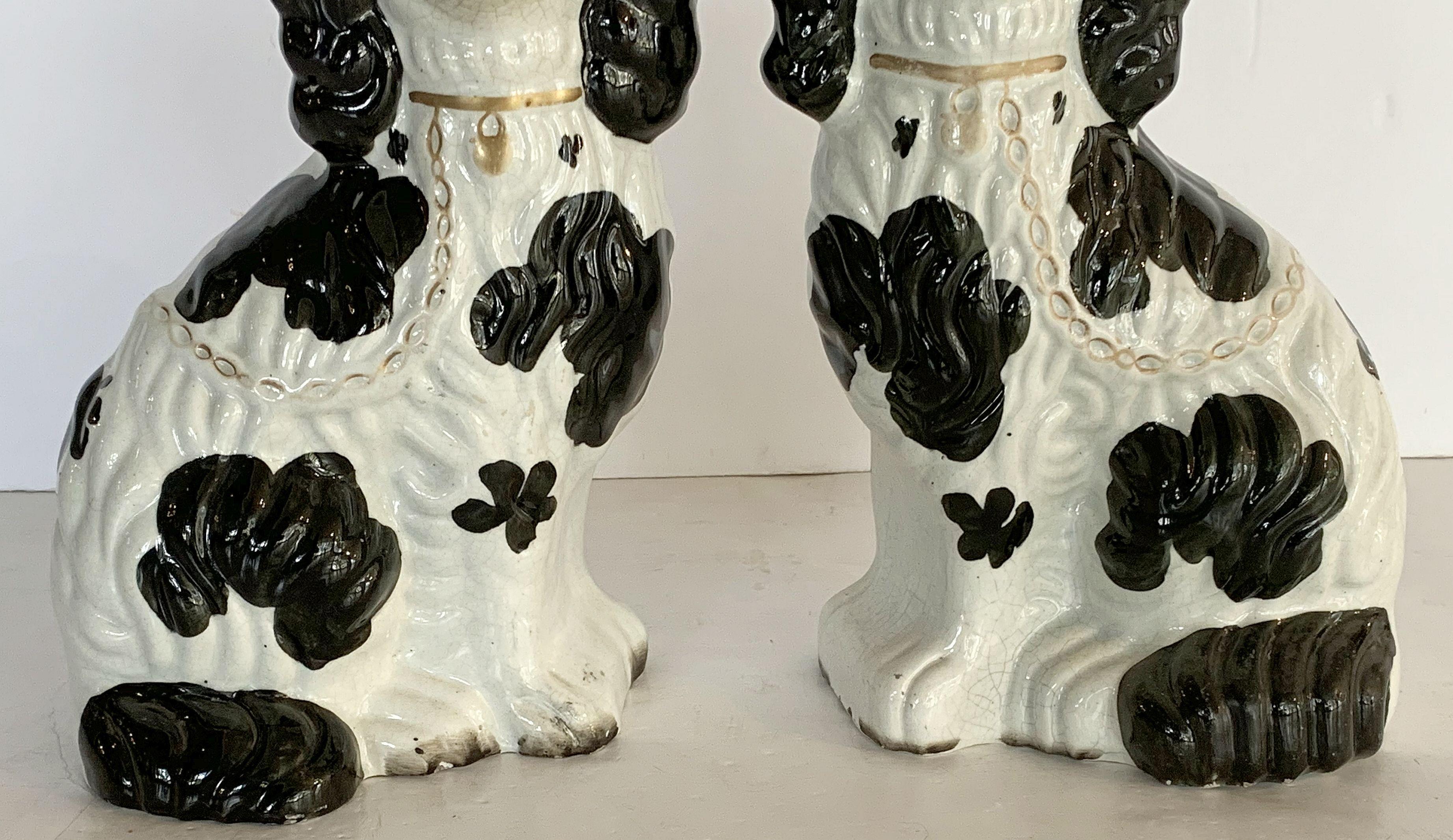 19th Century English Staffordshire King Charles Spaniels (Priced as a Pair) In Good Condition In Austin, TX