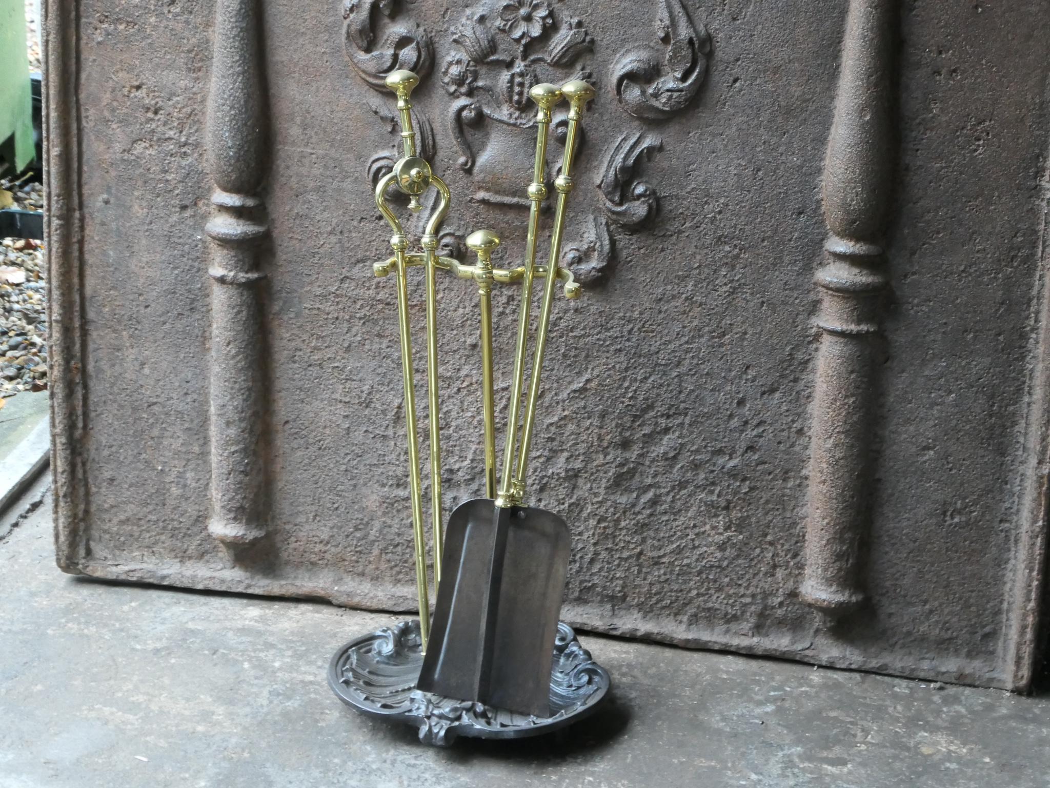 British 19th C. English Victorian Fireplace Companion Set For Sale