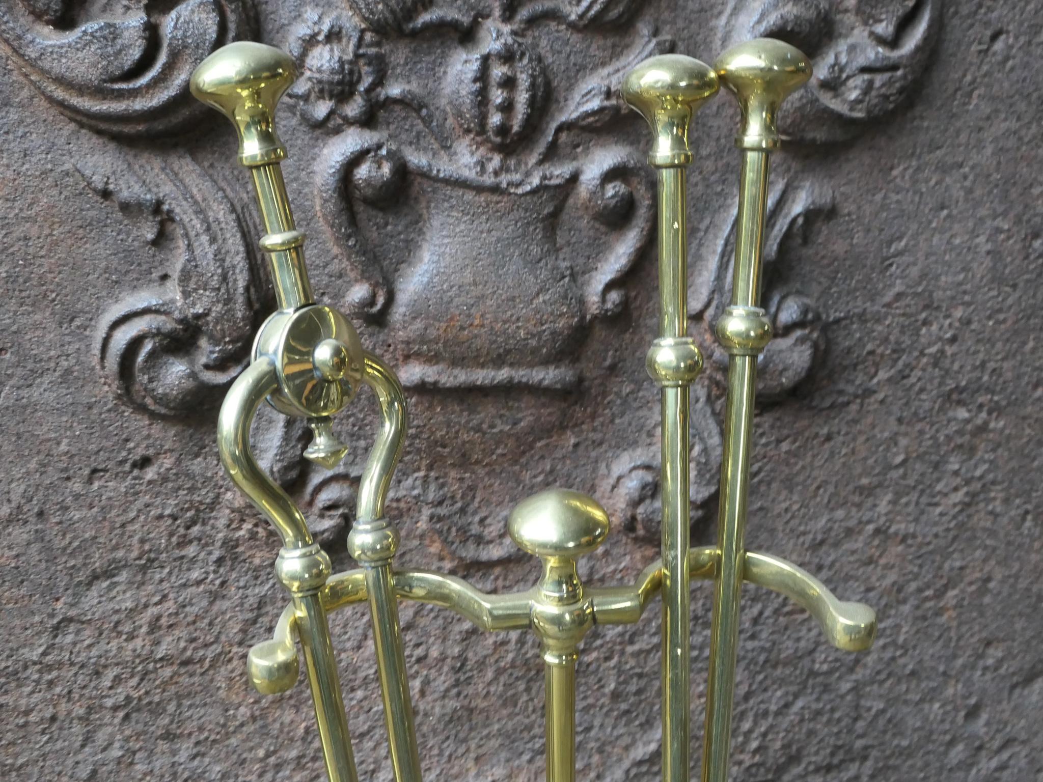 19th Century 19th C. English Victorian Fireplace Companion Set For Sale