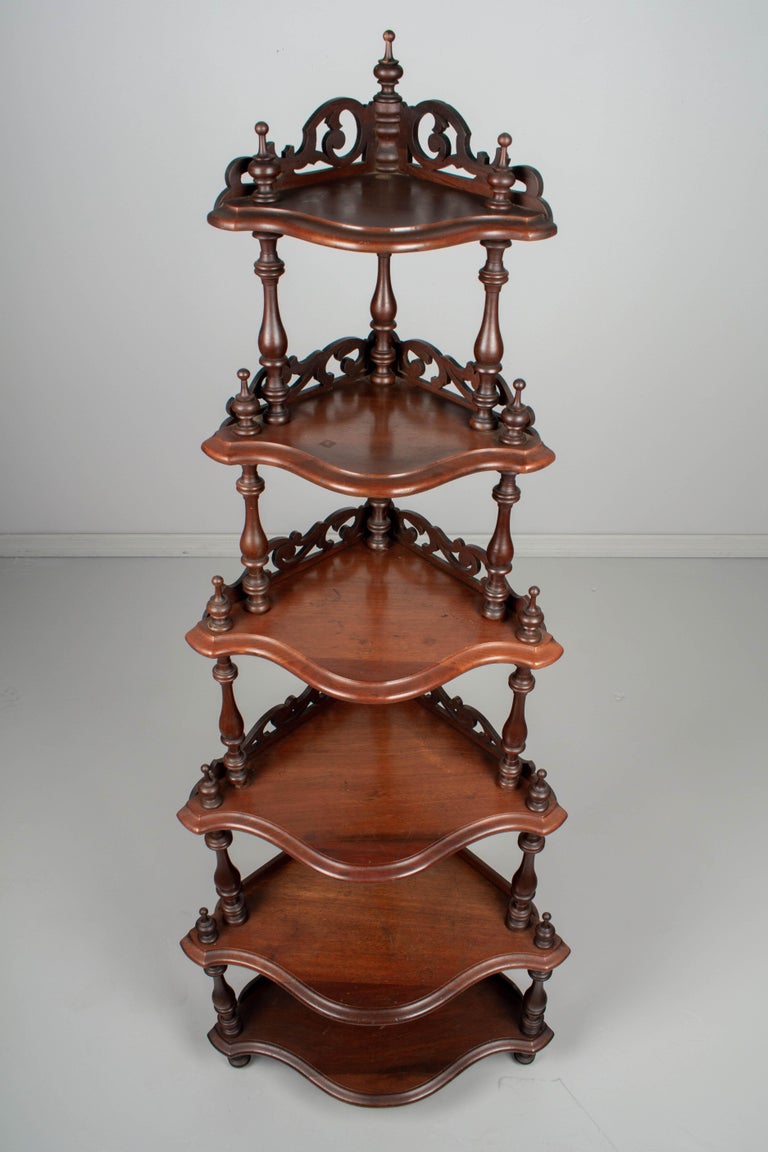 19th Century English Victorian Mahogany Corner Étagère at 1stDibs