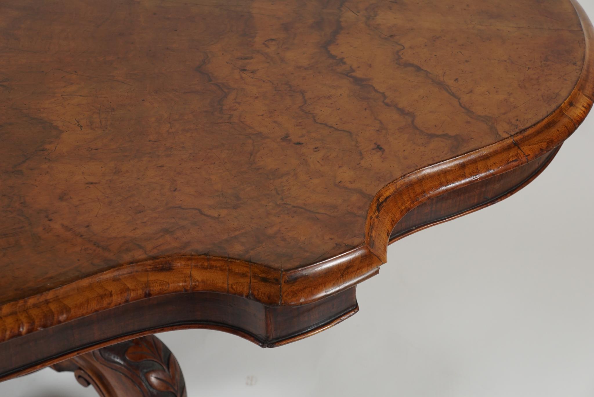 19th Century English Walnut Center Table For Sale 2