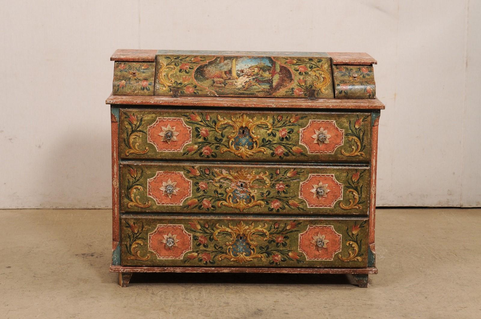 Coffre de majordome européen du 19e siècle avec sa finition d'origine magnifiquement peinte à la main en vente 8