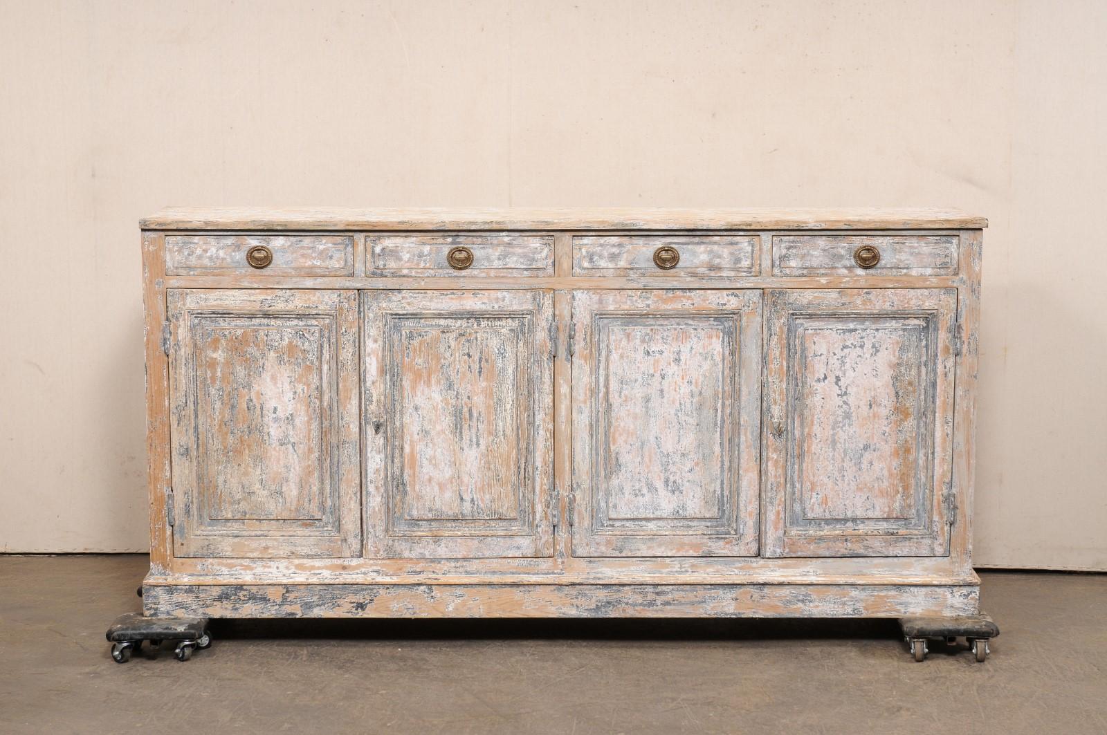 Armadietto francese a 4 porte con finitura scrostata del XIX secolo in vendita 6