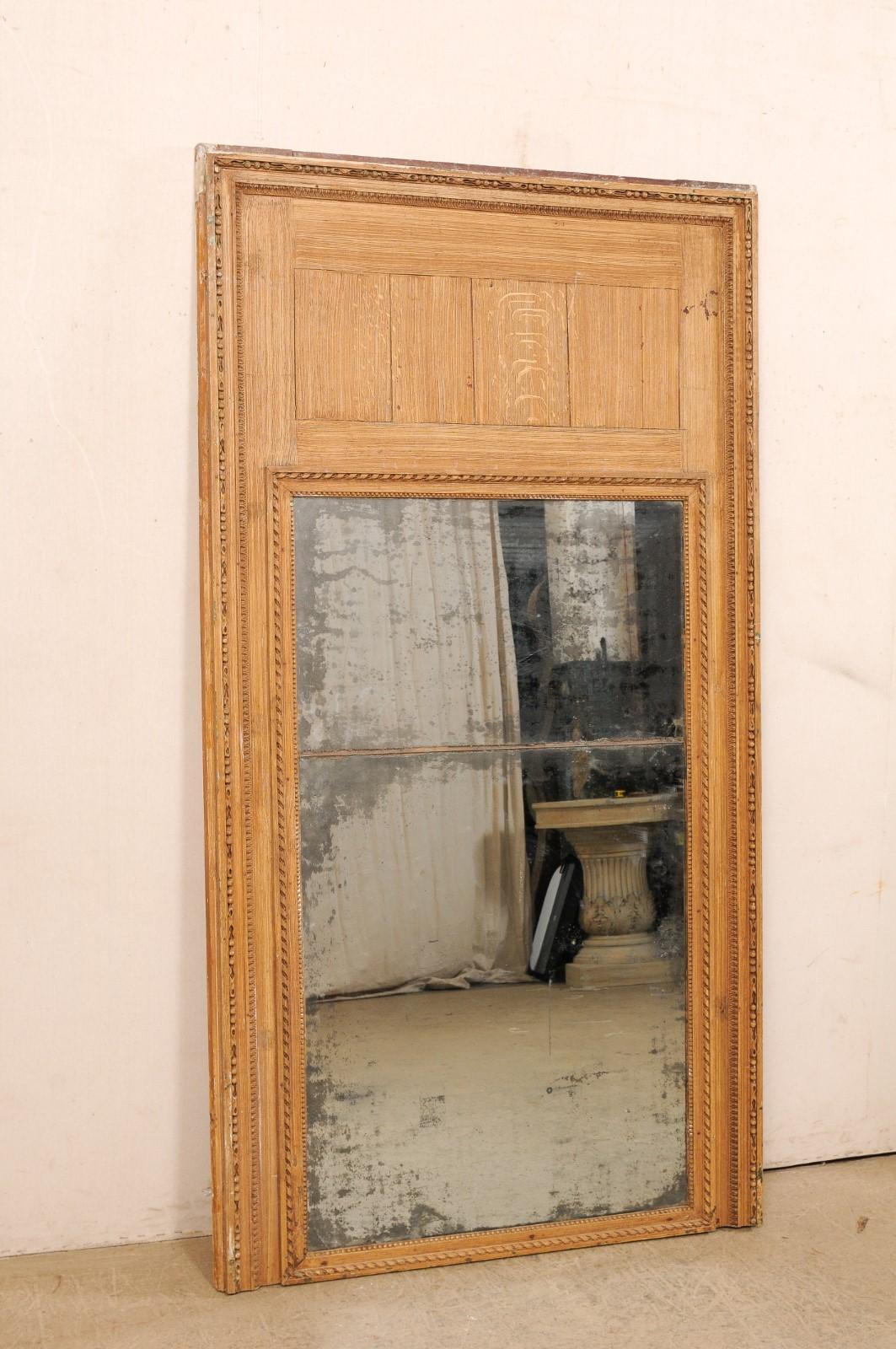 19th Century French Trumeau Mirror, Nicely Carved Details & Original Glass For Sale 4