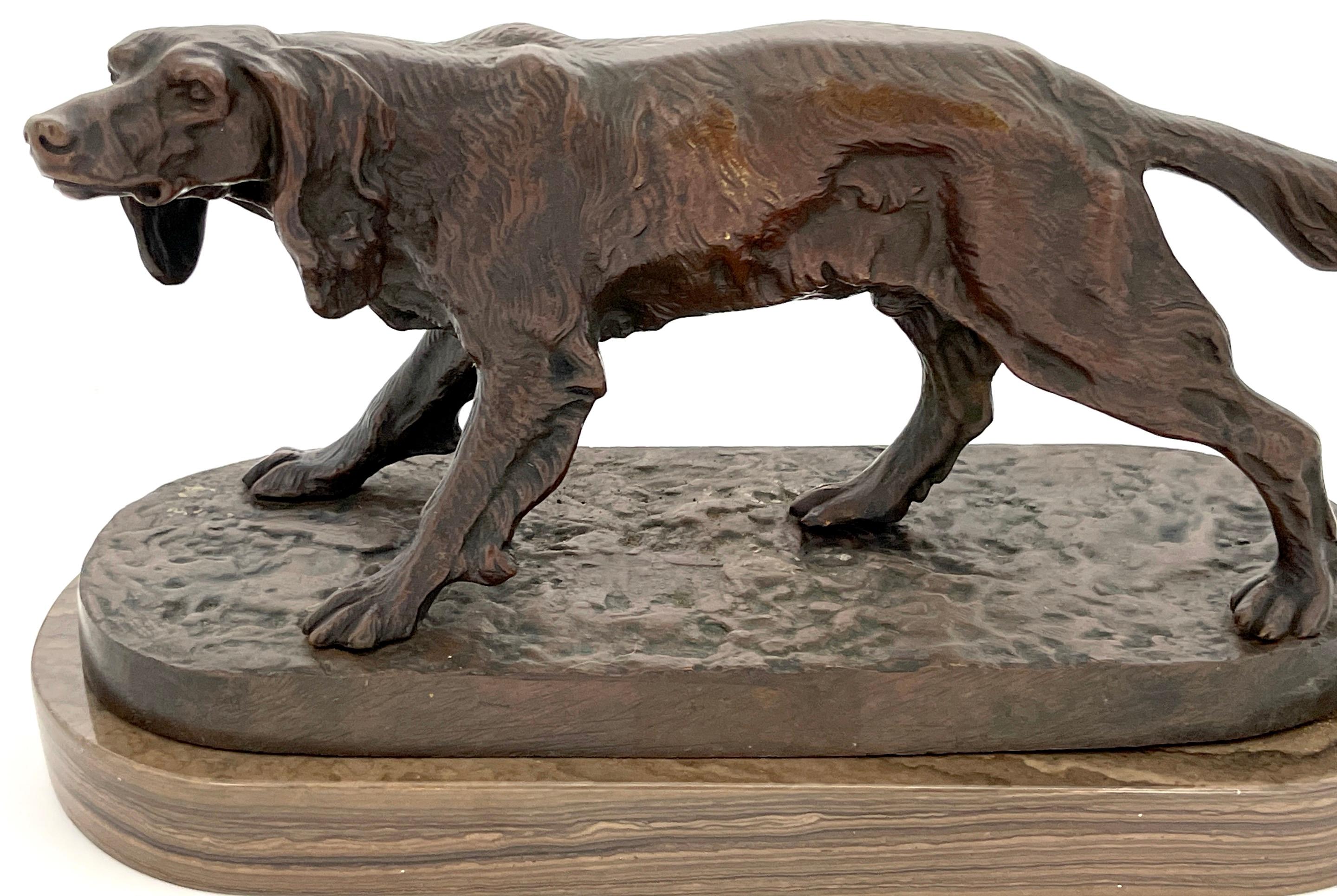 19. C.  Französische Bronzefigur eines Jagdhundes in Landschaft im Stil von  PJ Mene (Jagdkunst) im Angebot