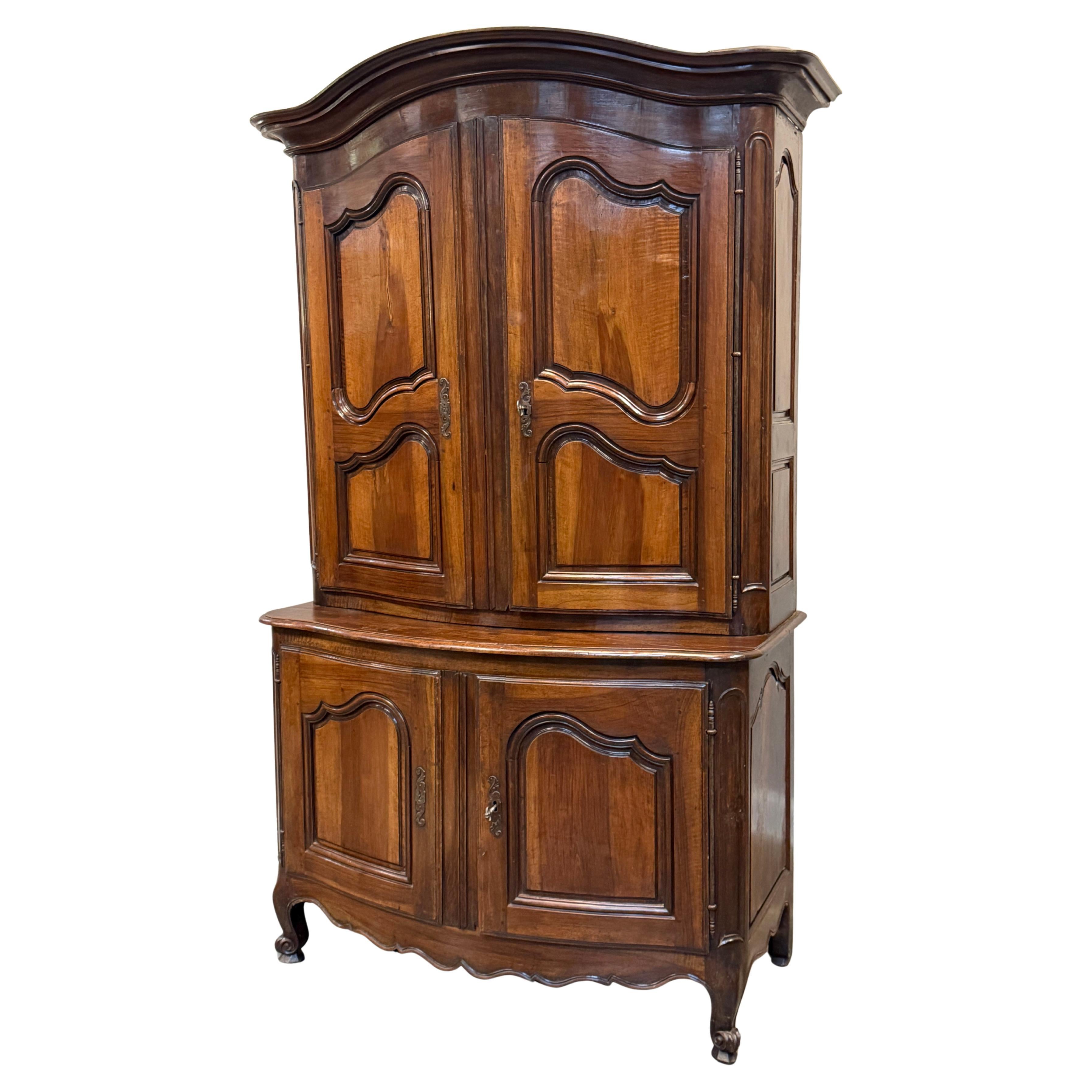 19th Century French Louis XV Style Buffet à Deux Corps Cabinet in Walnut