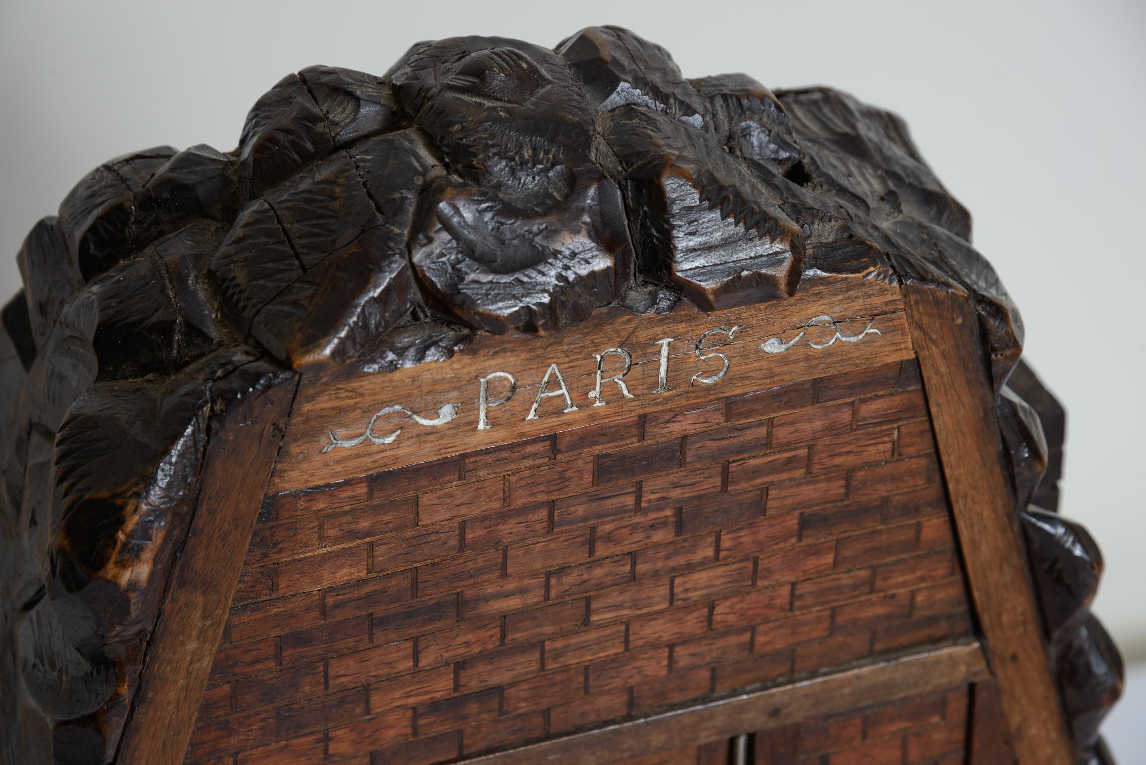 XIXe siècle A.I.C. French Wood Black Forest Pipes  Support en vente