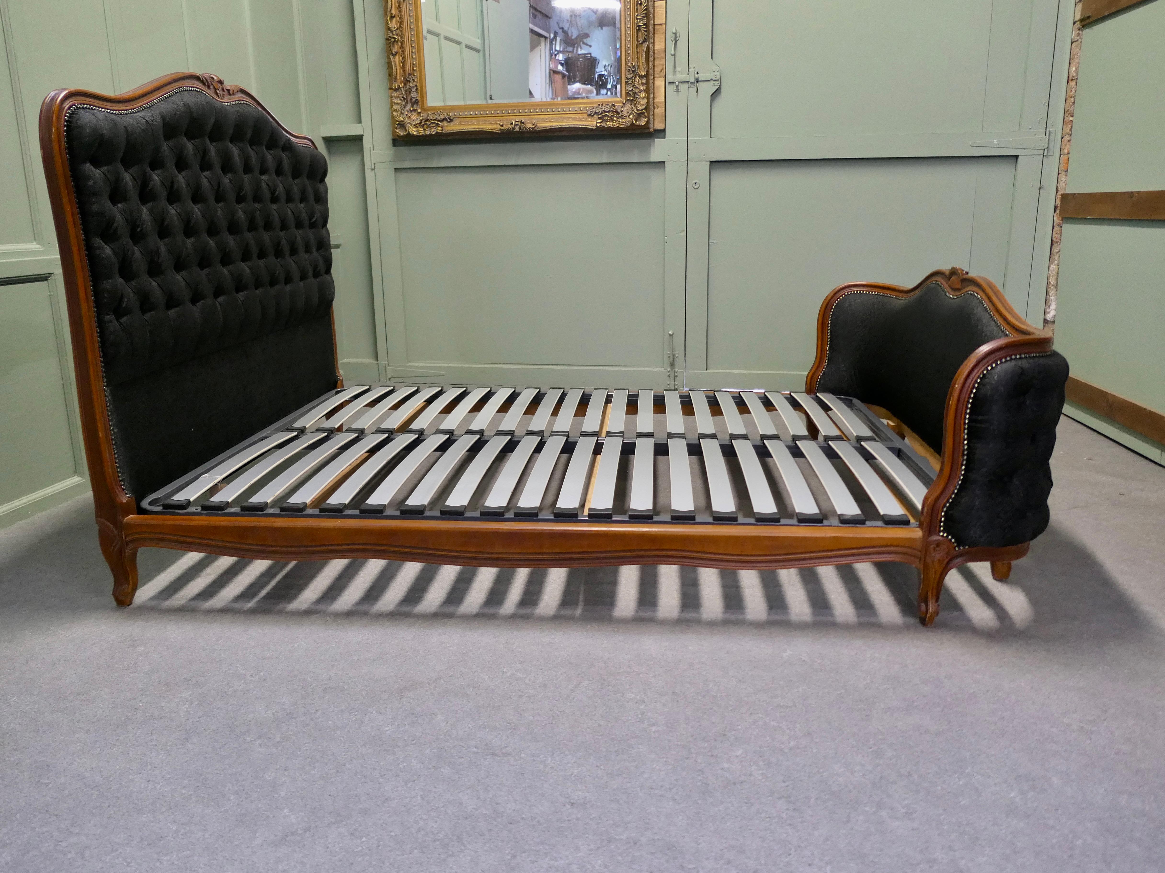 A.I.C.C. lit double en corbielle du 19e siècle   Il s'agit d'un lit Corbielle très impressionnant Bon état - En vente à Godshill, Isle of Wight