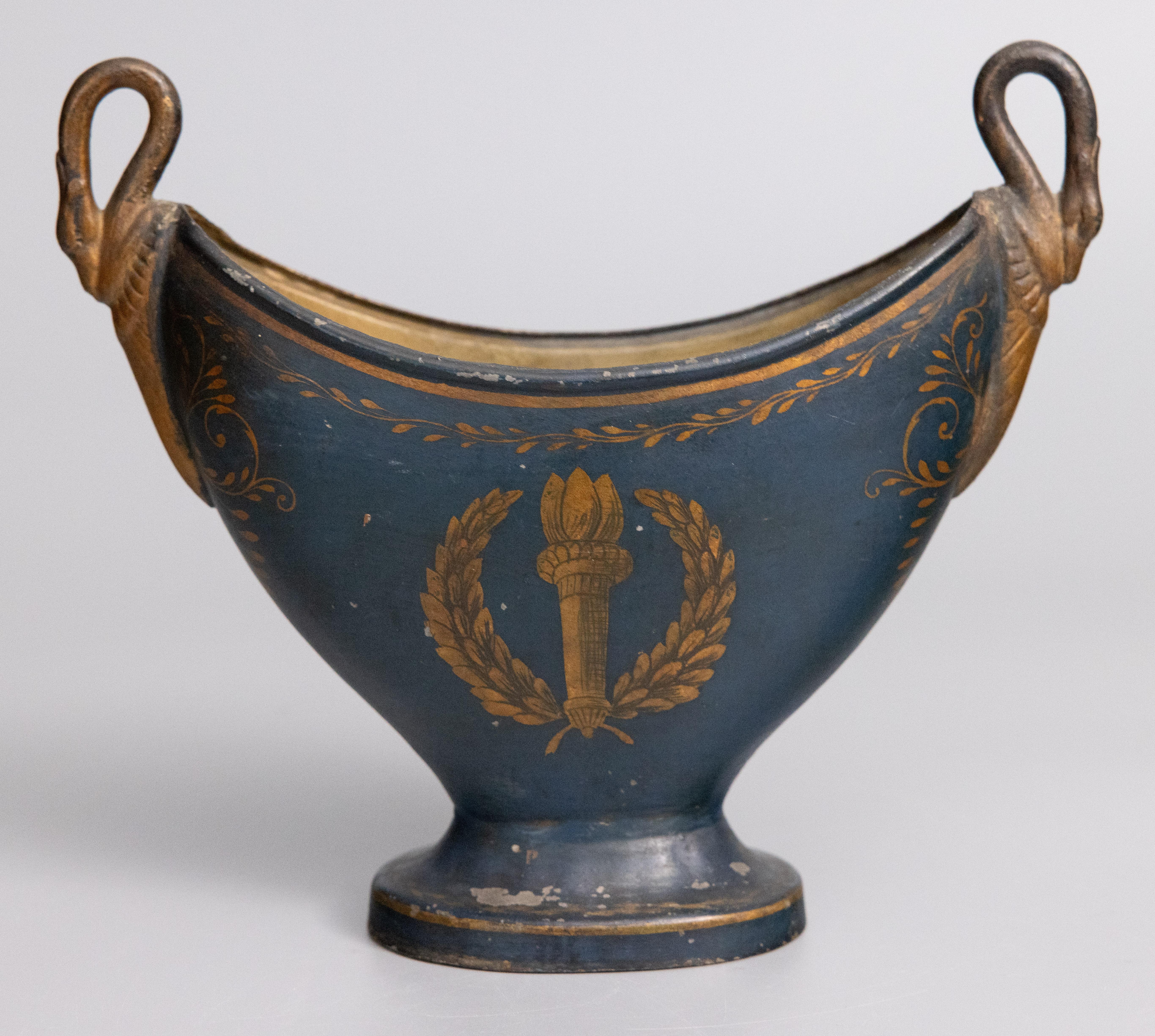 19. Jh. Französisch Empire Tole Pedestal Jardiniere Cachepot Urne mit Bronze Schwäne (Handbemalt) im Angebot