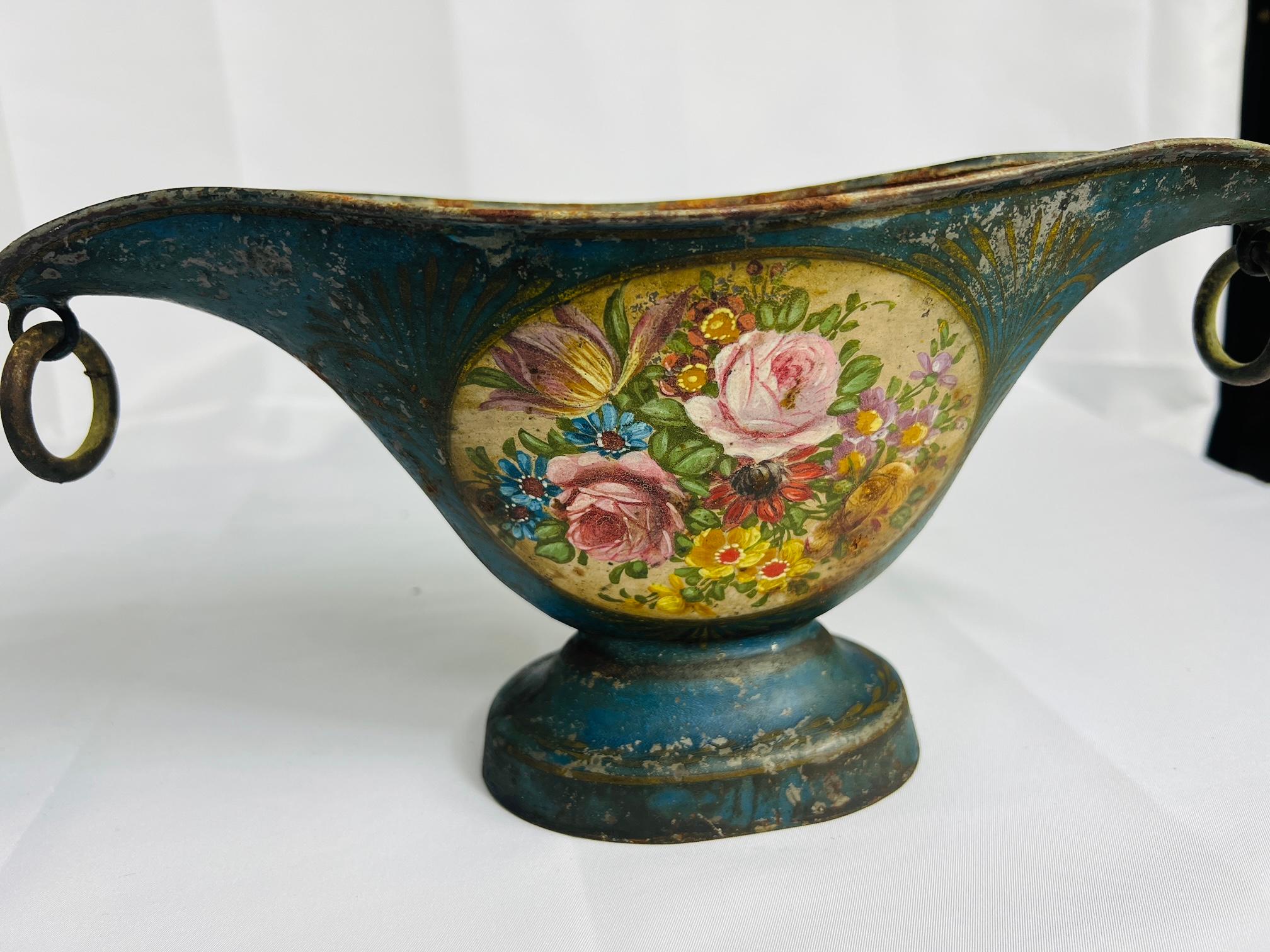 Französische Empire-Blumenkästenurne aus dem 19. Jahrhundert mit Blumenfarbe und Zinnsockel Jardiniere-Blumenkästen im Angebot 5