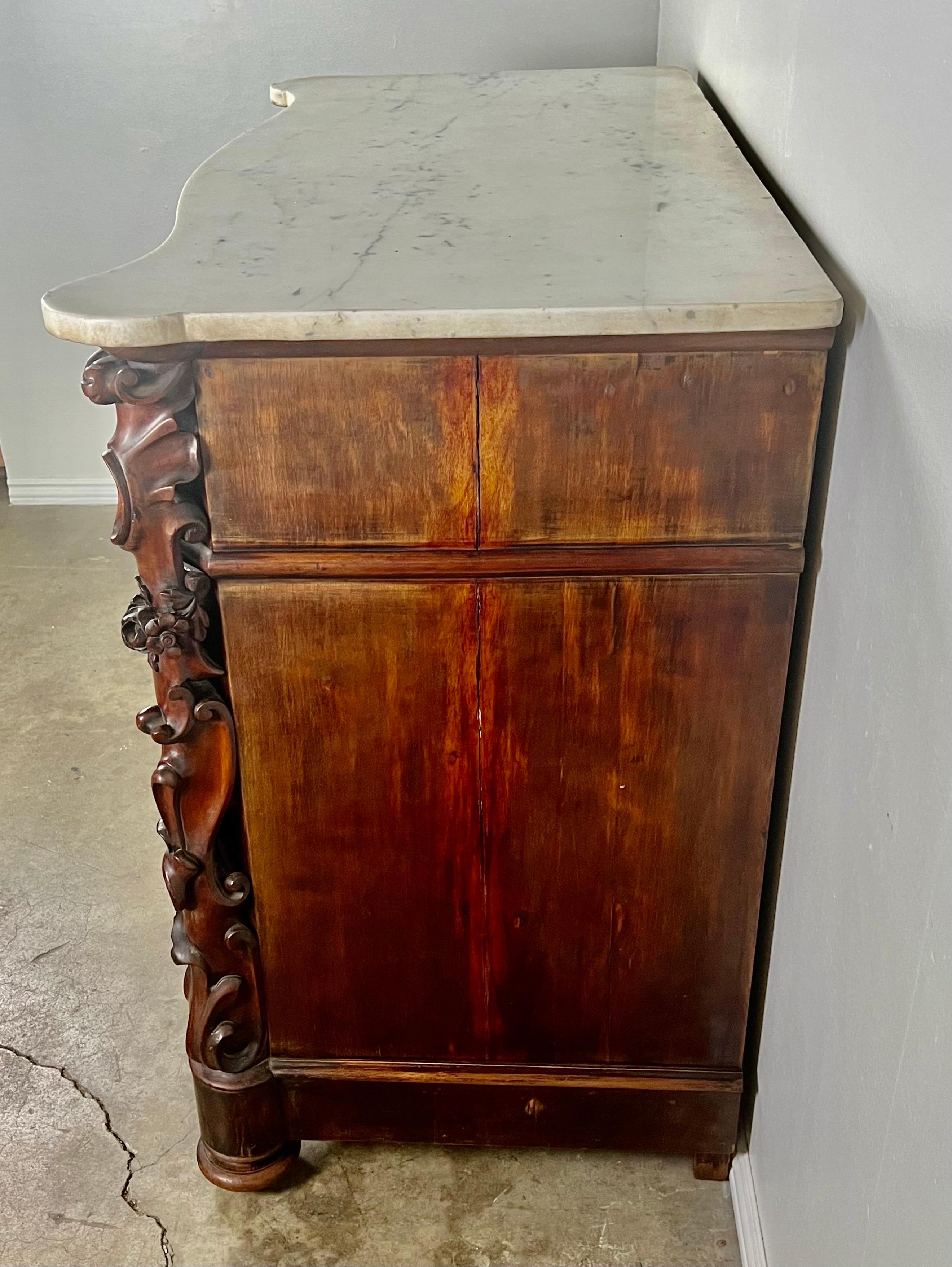 19th Century English Feathered Mahogany '4' Drawer Commode For Sale 9