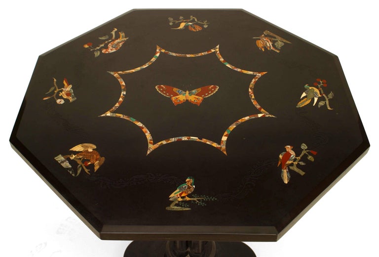 French Victorian Black Marble Floral End Table In Good Condition For Sale In New York, NY
