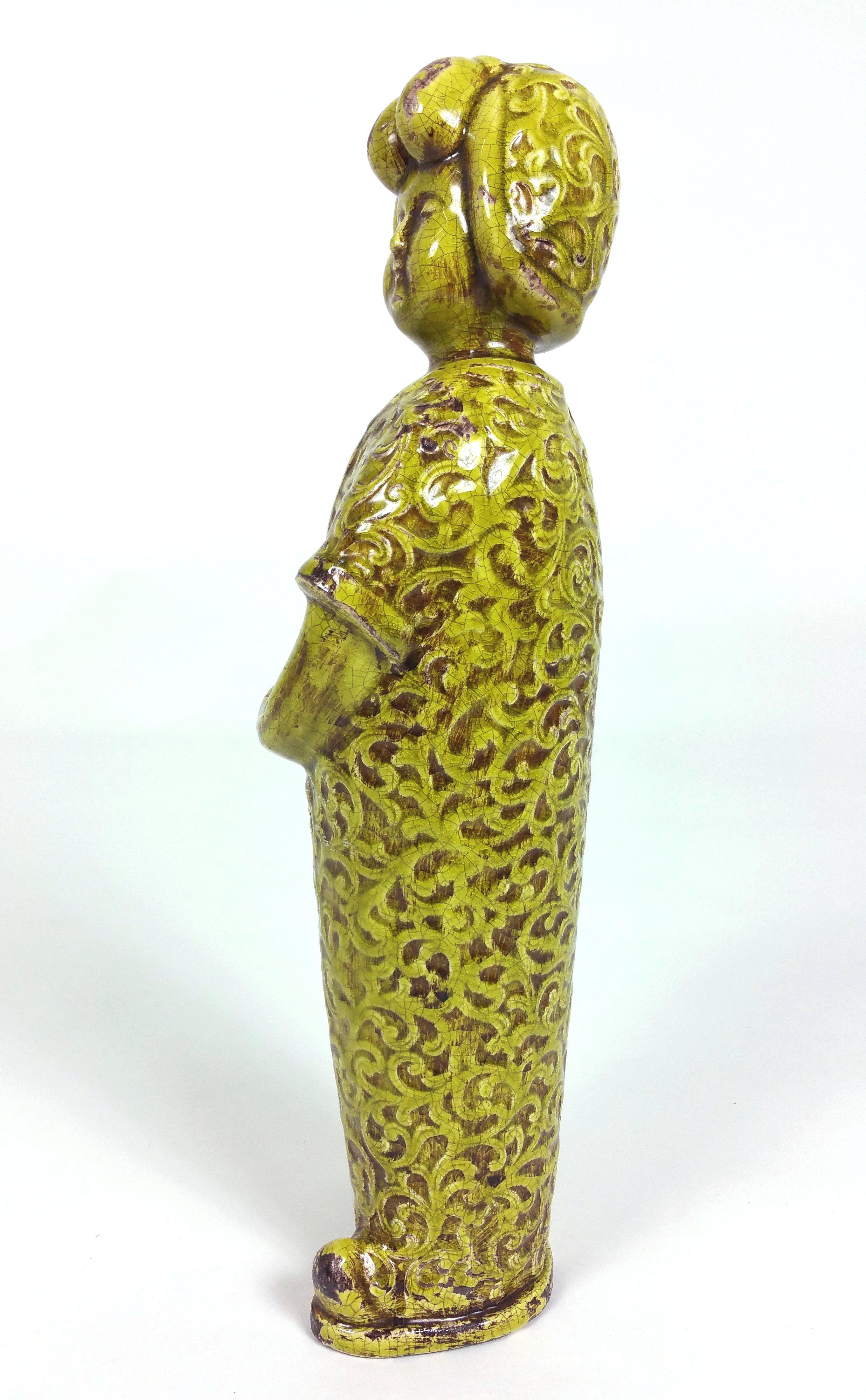 19th Century French Large Pottery Figure of a Geisha In Good Condition For Sale In London, west Sussex