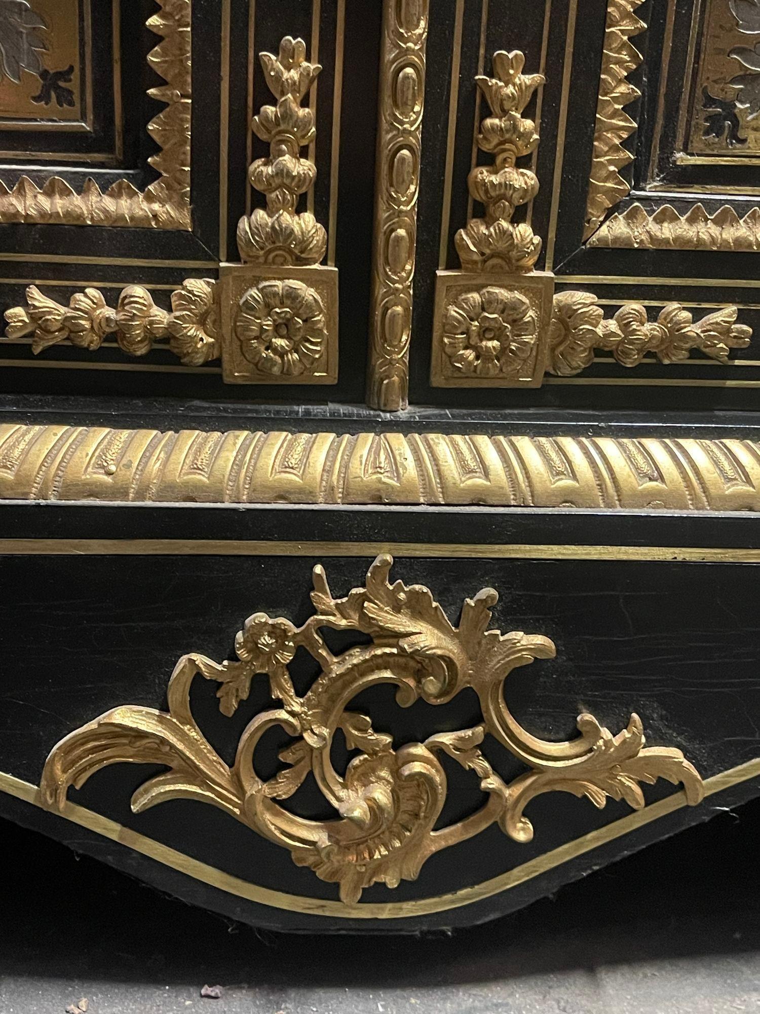 Bronzo A.I.C. francese del XIX secolo in stile Luigi XIV con intarsio di Henry Dasson in vendita
