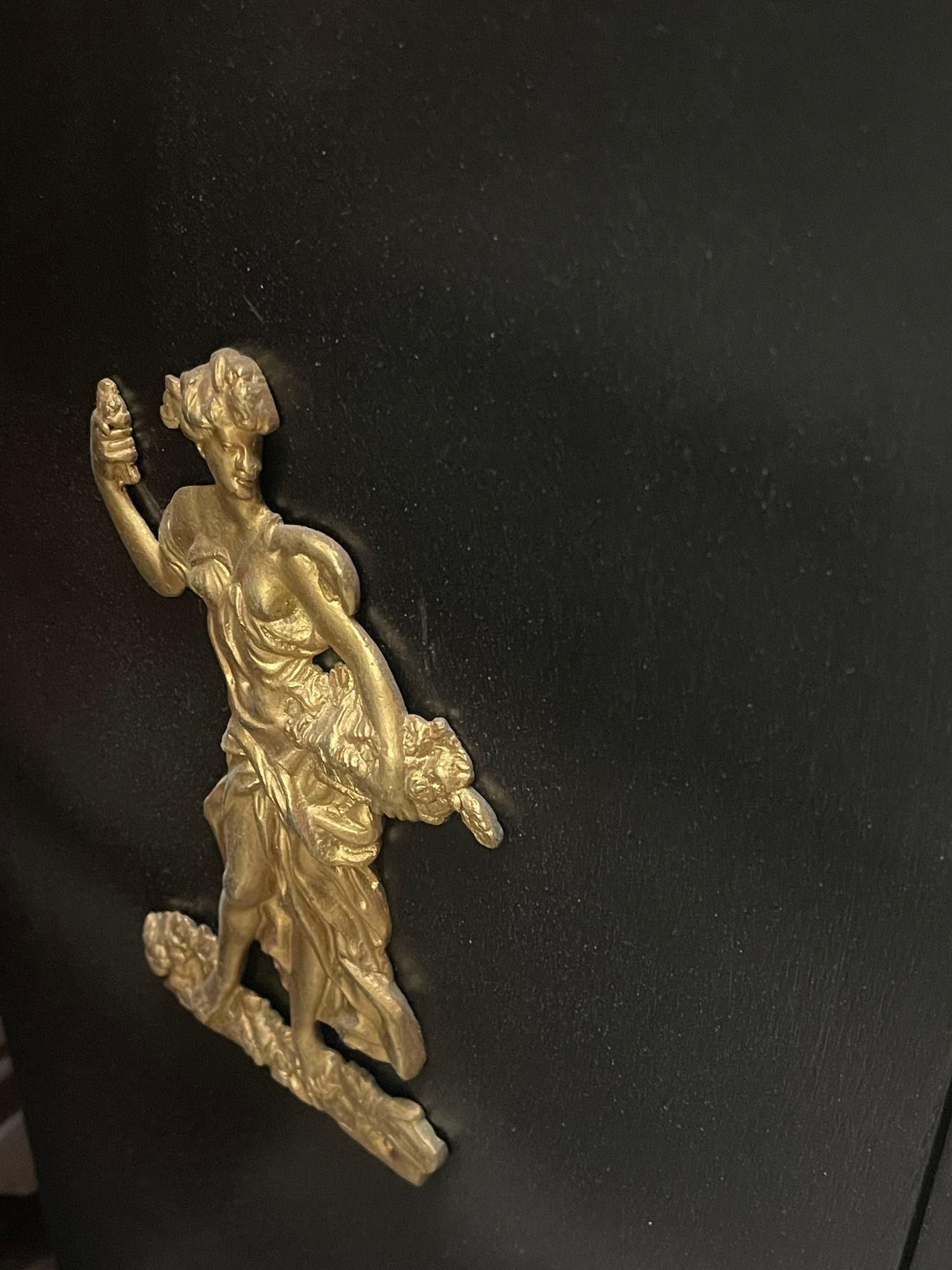 A.I.C. francese del XIX secolo in stile Luigi XIV con intarsio di Henry Dasson in vendita 2
