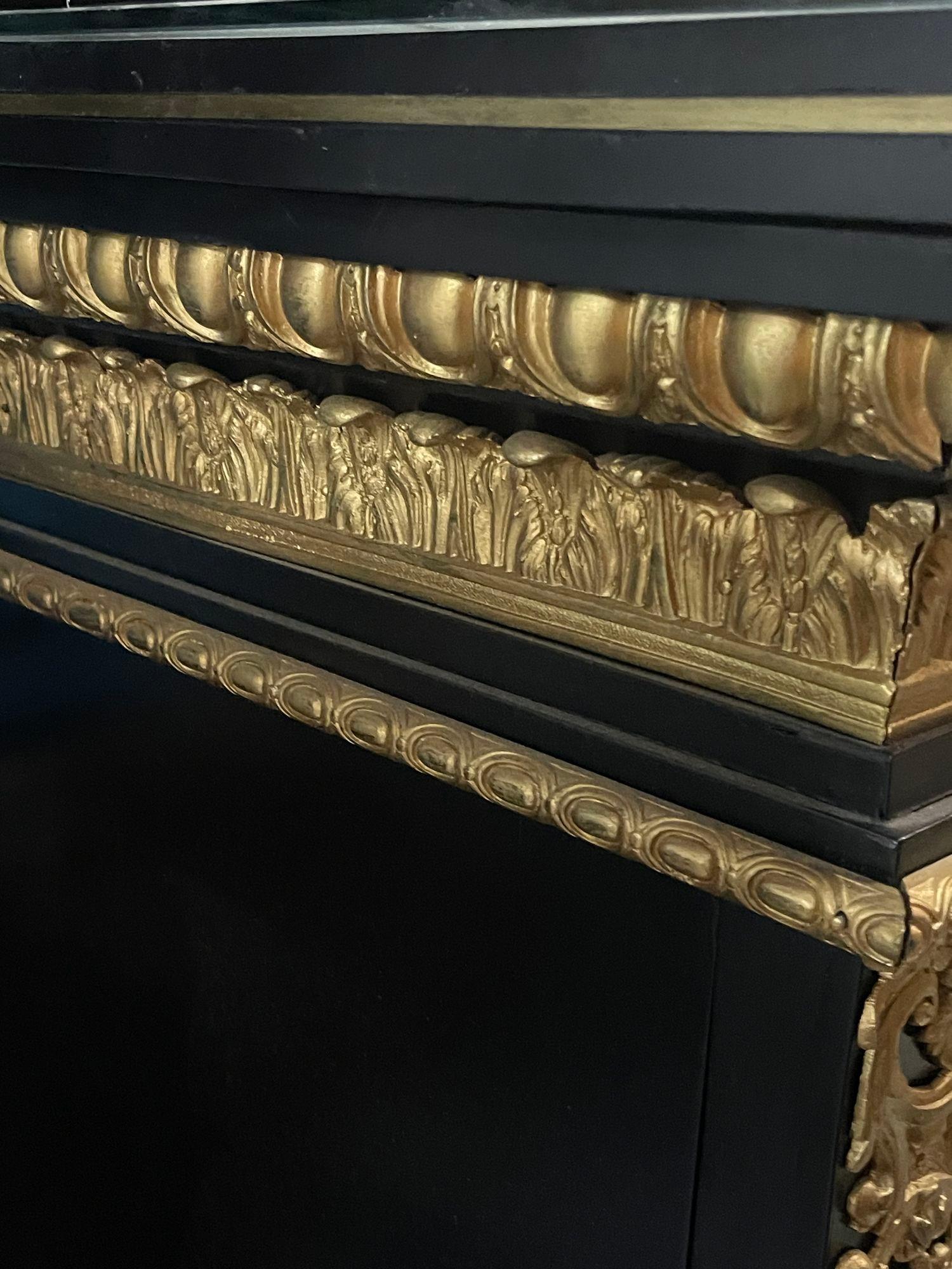 A.I.C. francese del XIX secolo in stile Luigi XIV con intarsio di Henry Dasson in vendita 4