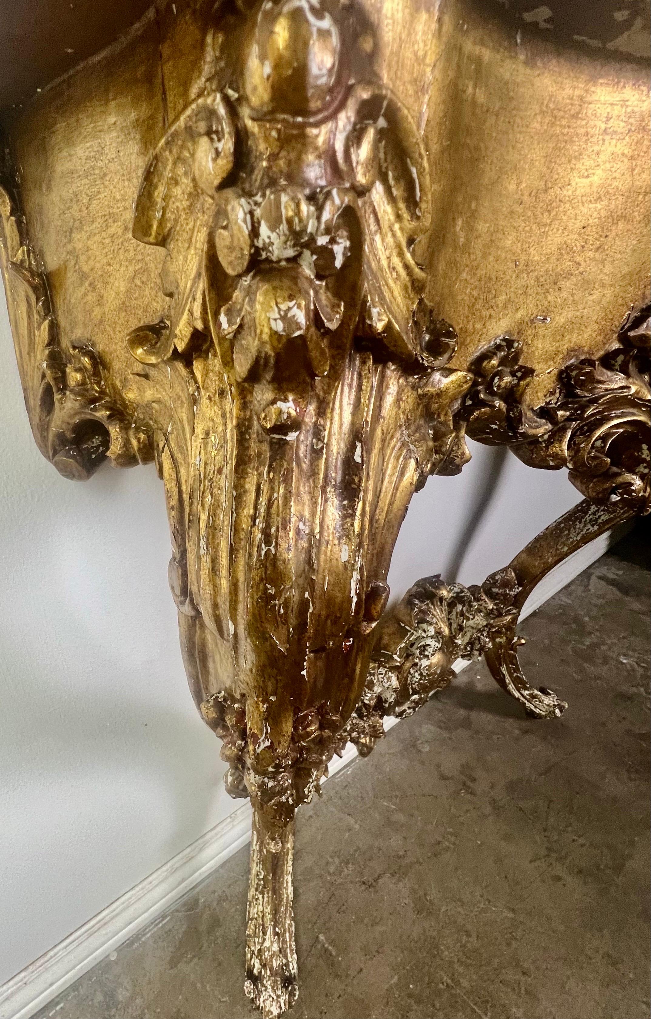 19. Jh. Französische Louis XV-Konsole aus vergoldetem Holz im Angebot 1