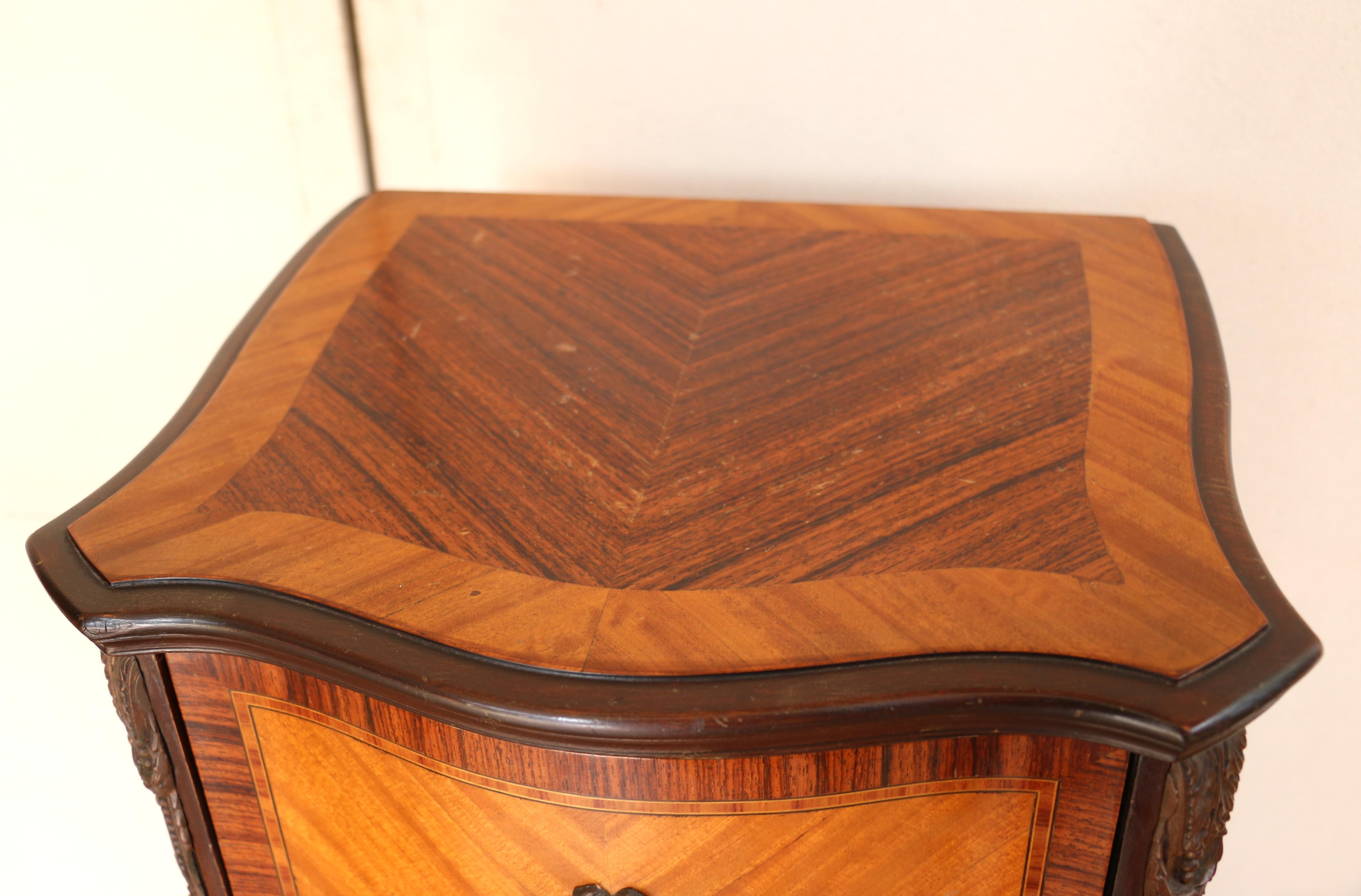 19th C. French Louis XV Inlaid Lingerie Chest/Semainier For Sale 10