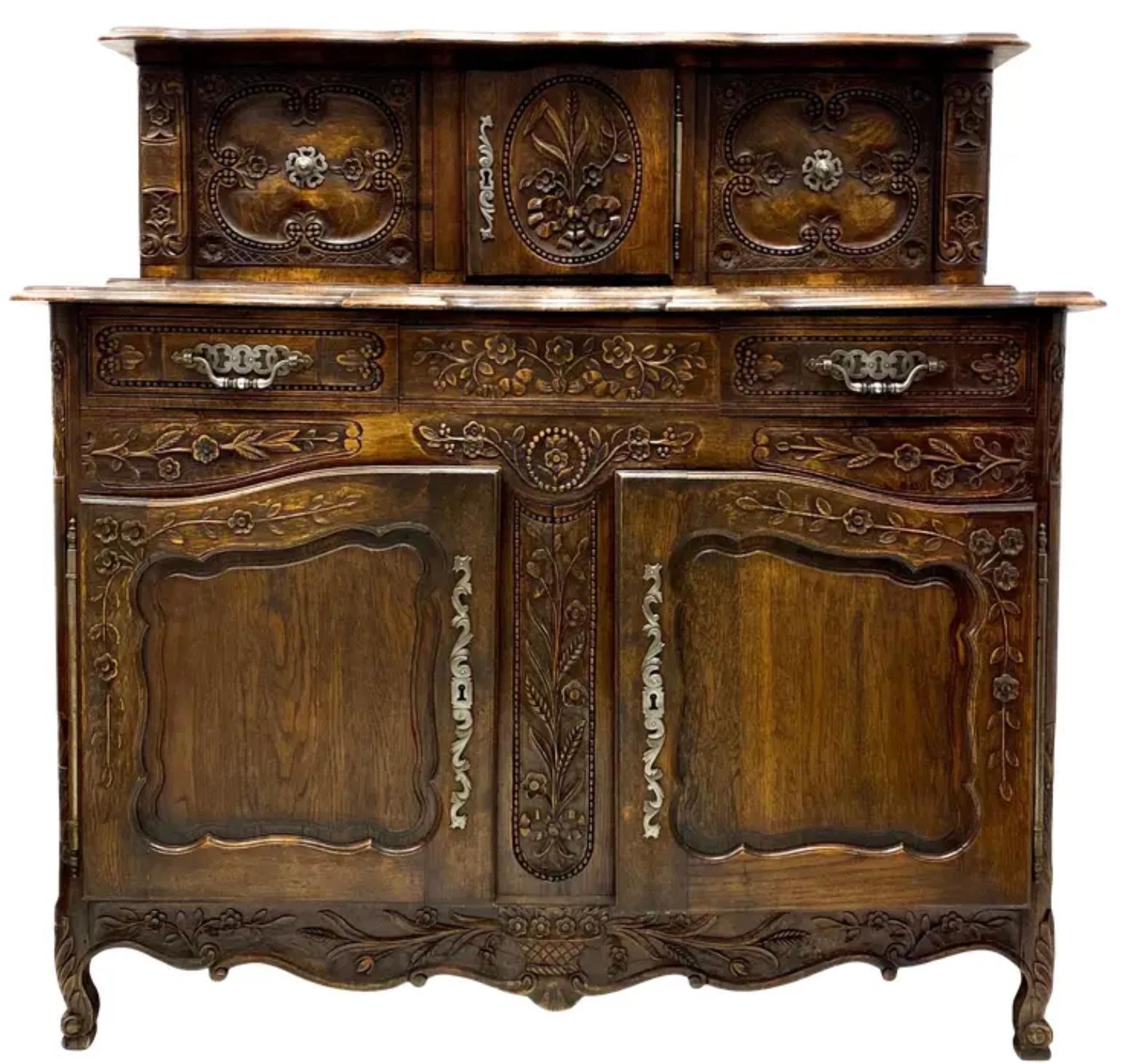 19th-C. French Louis XV Style Carved Oak Cabinet or Buffet / Sideboard 1