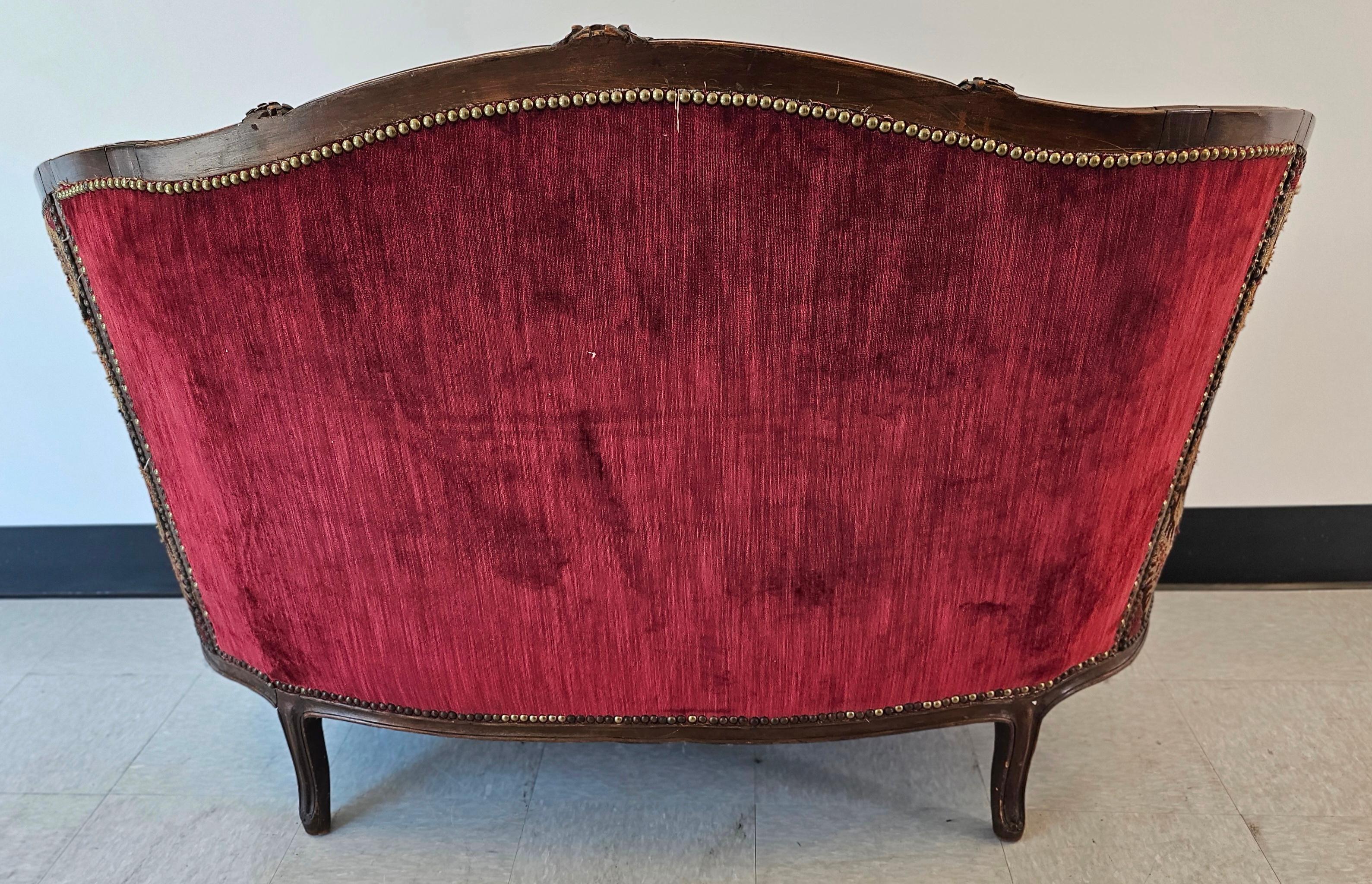 19th C. French Louis XV Style Mahogany and Needlepoint Tapestry Settee For Sale 2