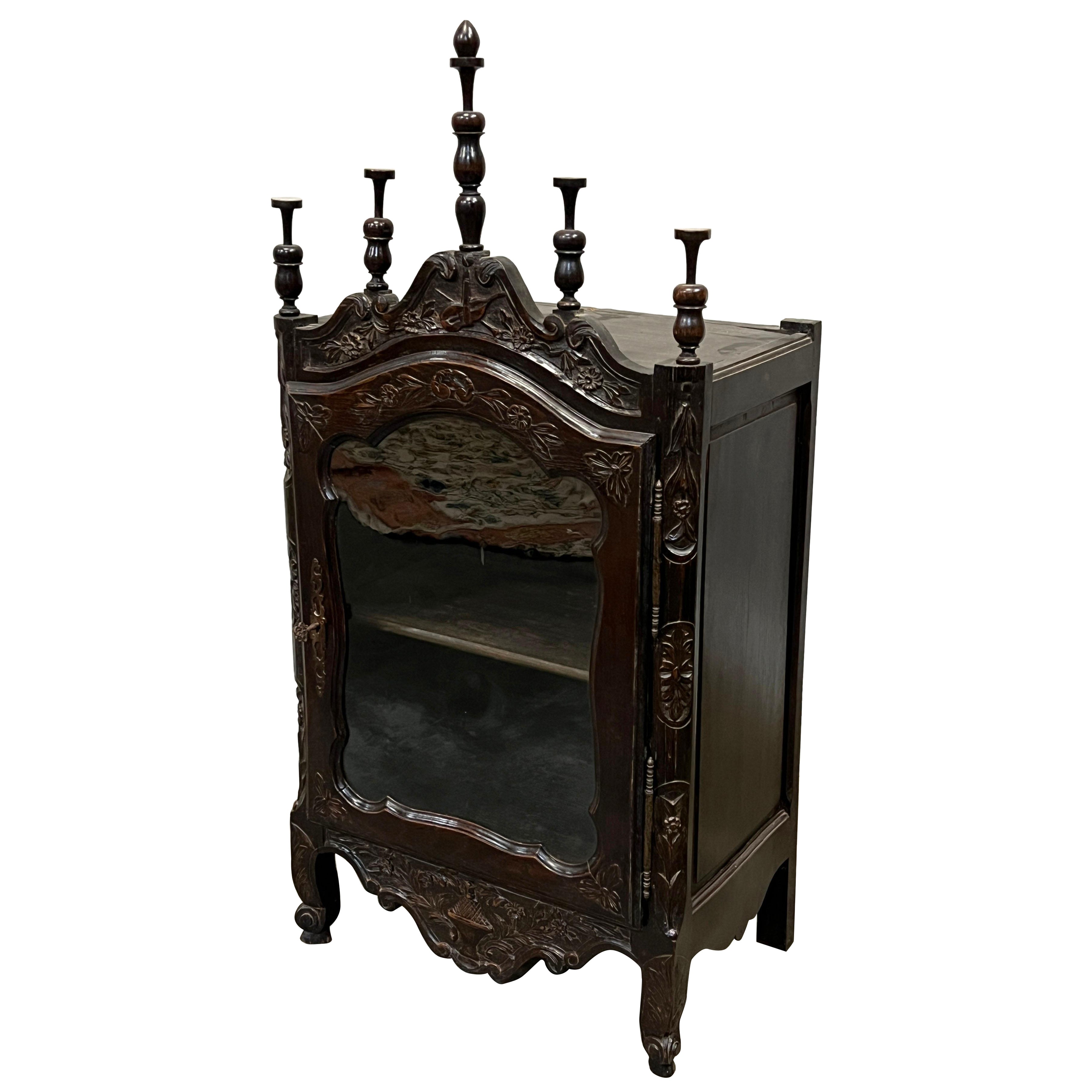 Vitrine française du 19ème siècle de style Louis XV