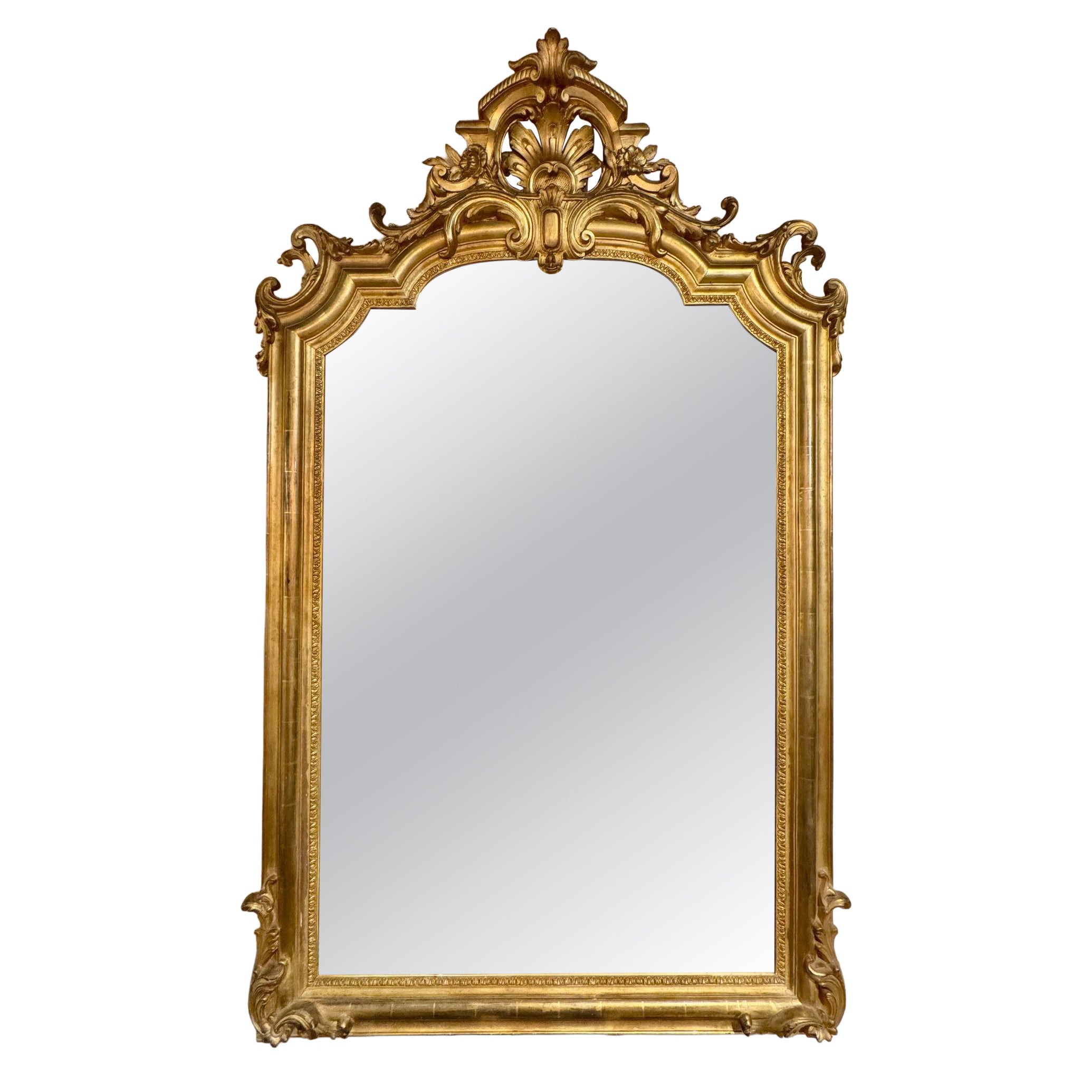19e s. Miroir français Louis XVI en bois doré en vente