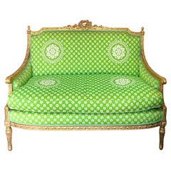 19. Jahrhundert. Französisch Louis XVI-Stil geschnitzt Giltwood Settee mit Down-Kissen