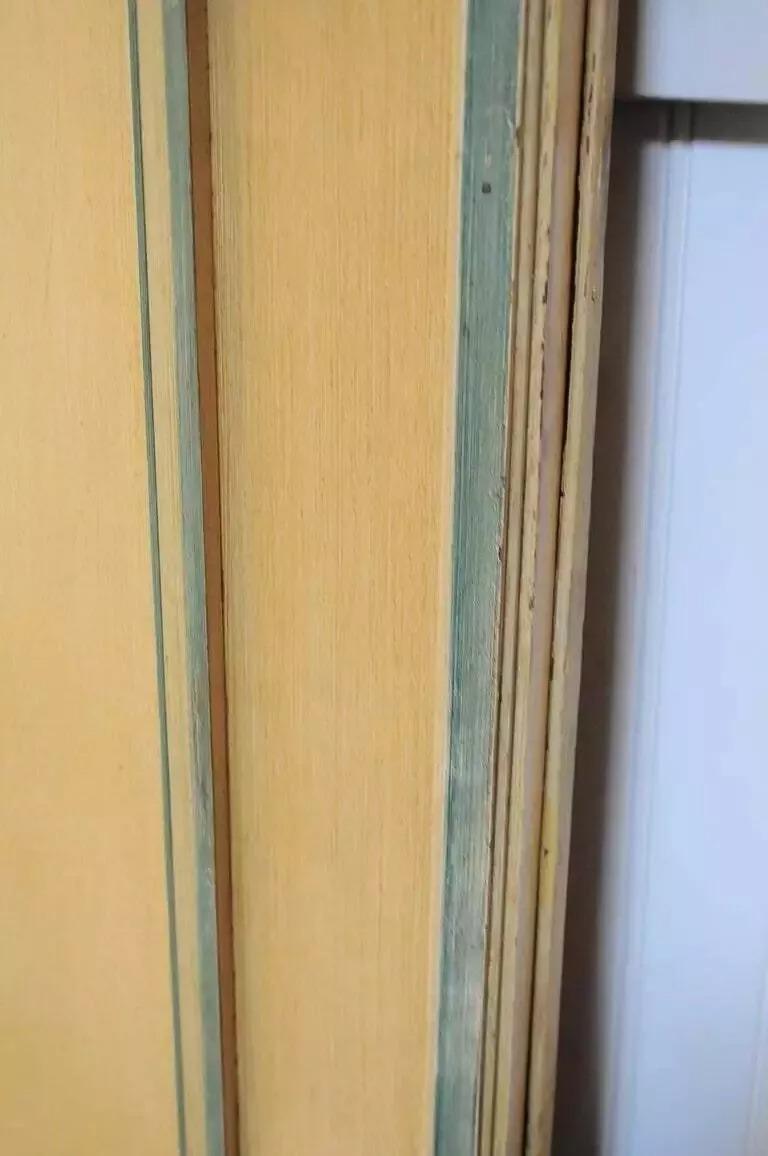 Vetro Specchio Trumeau grande dipinto a crema in stile Luigi XVI del XIX secolo con cherubini in vendita