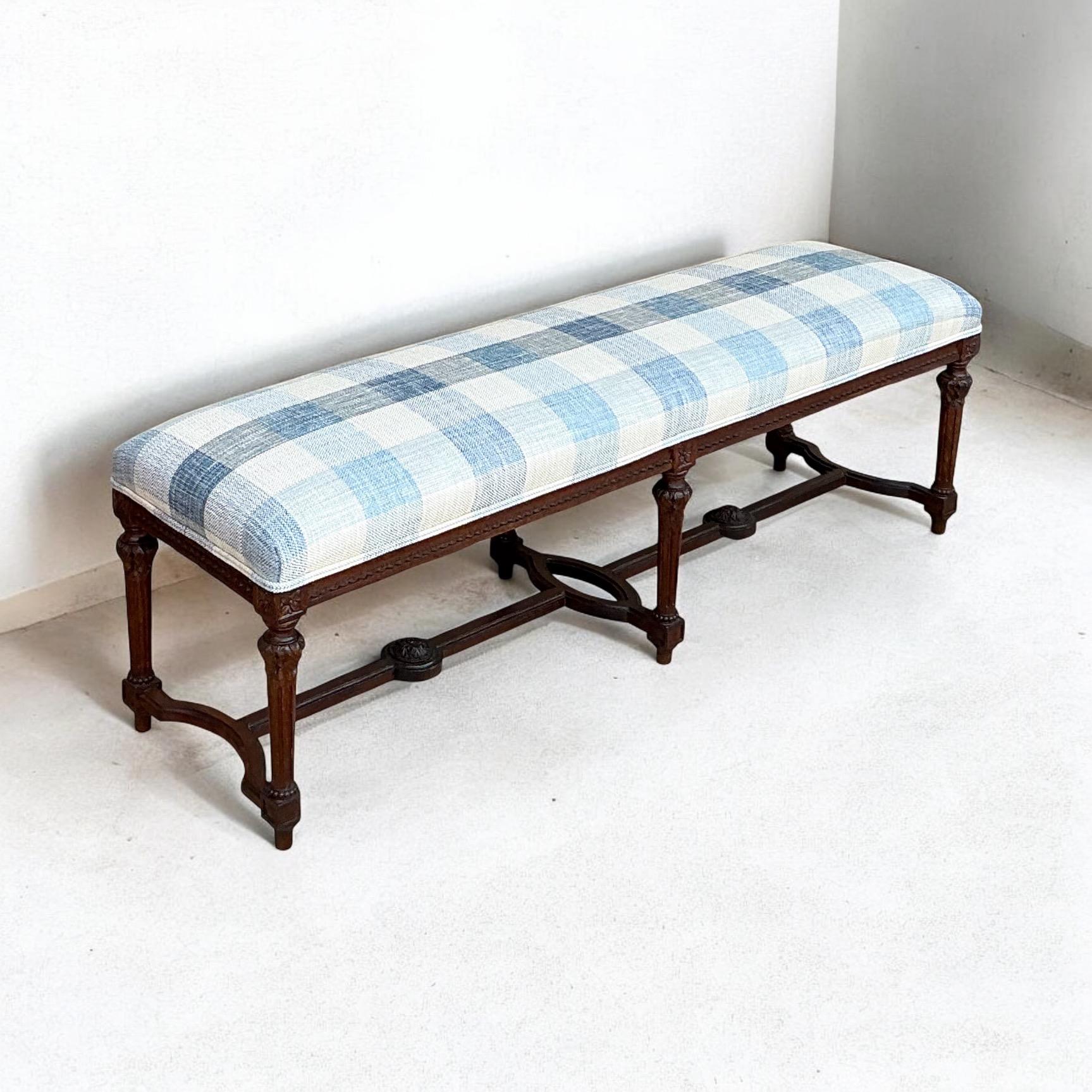 19th-C. French Louis XVI Style Fruitwood Bench / Ottoman In Blue & White Check In Good Condition In Kennesaw, GA