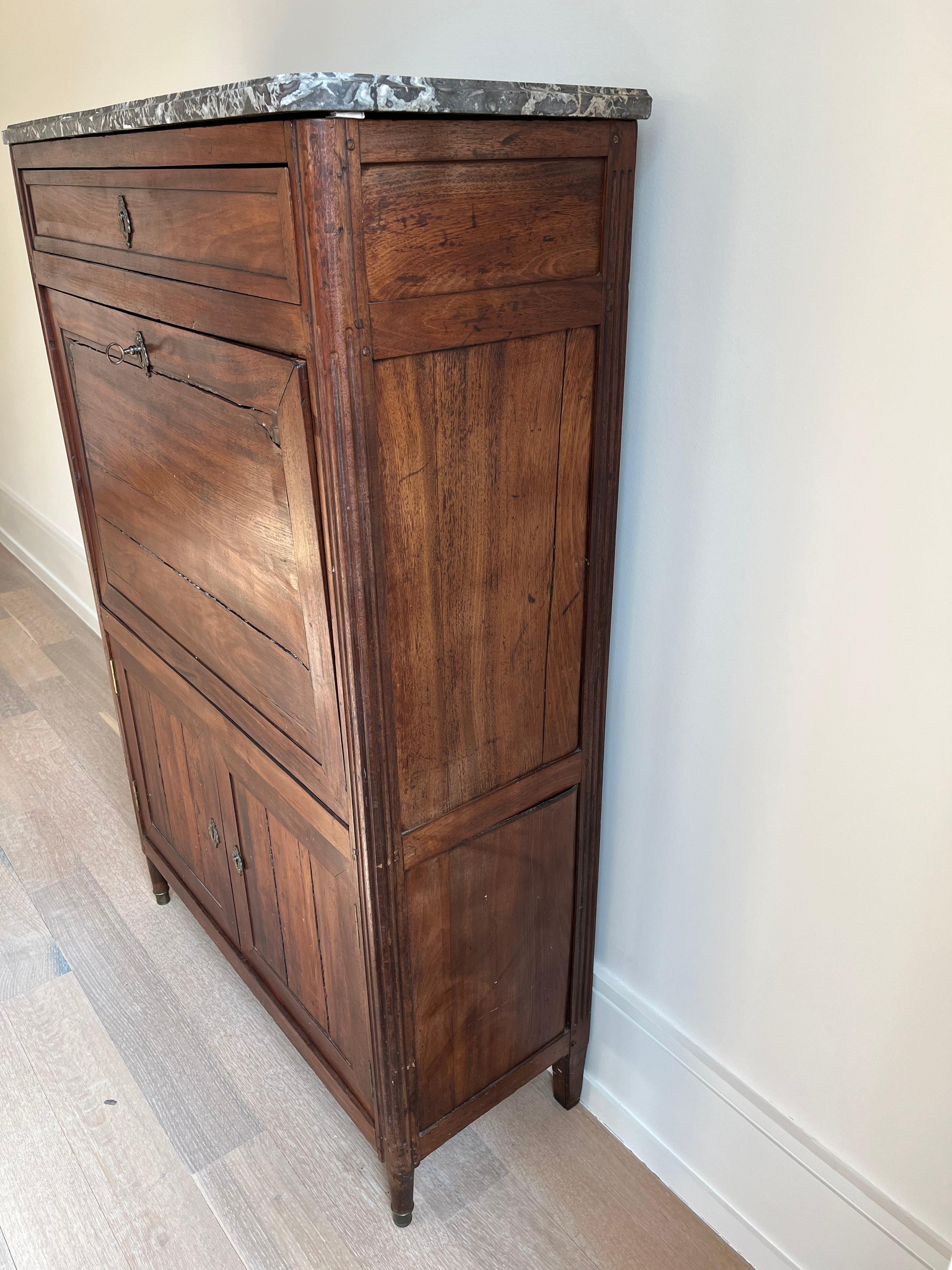 19th C. French Mahogany Fall-Front Desk Secrétaire à Abattant 4