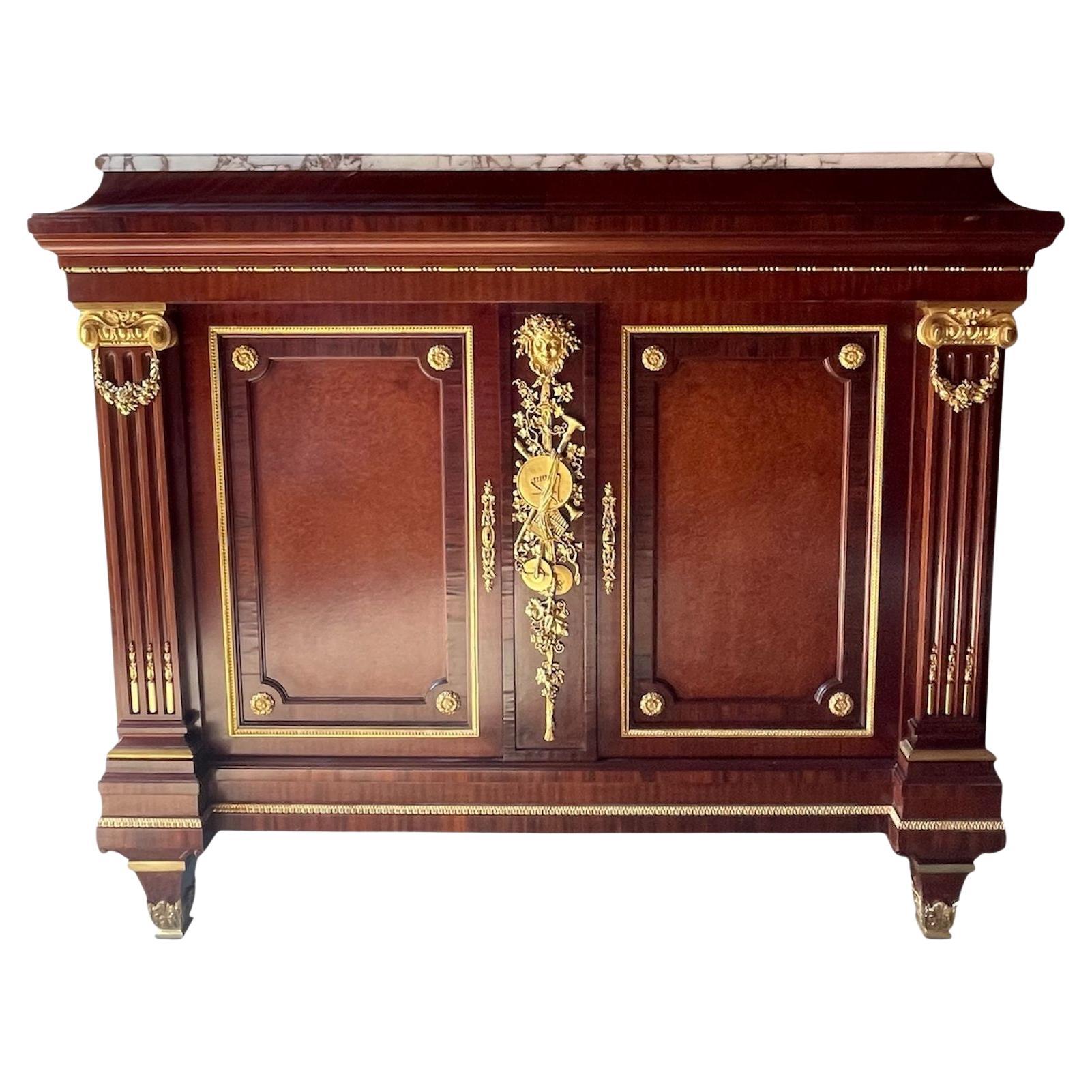 Französischer Bronze-Mahagoni-Schrank Napoleon III, 19. Jh., mit Marmorplatte von Grohé Frères im Angebot