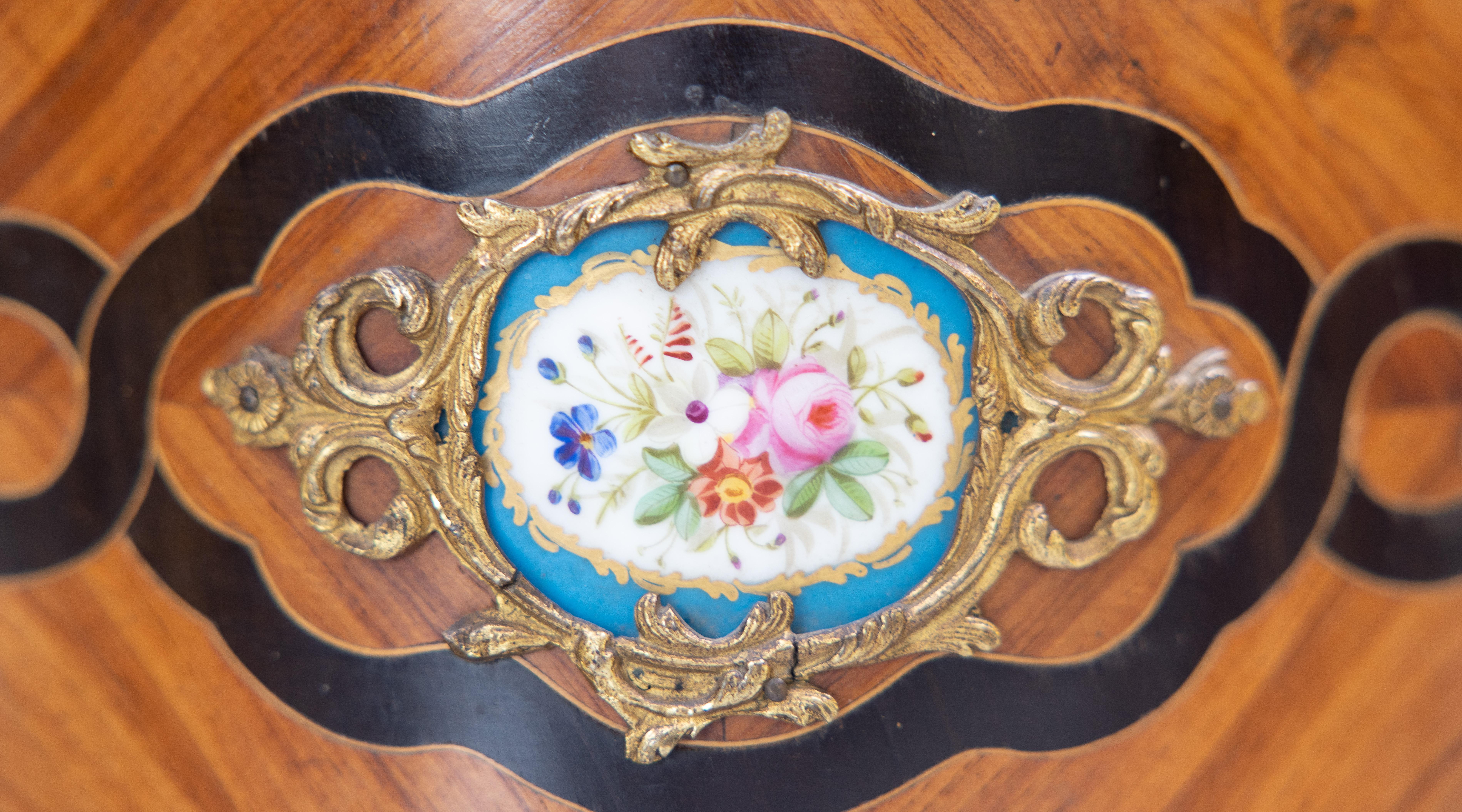 19th C. French Napoleon III Sevres Porcelain Walnut Ormolu Jardiniere Bloom Box For Sale 2