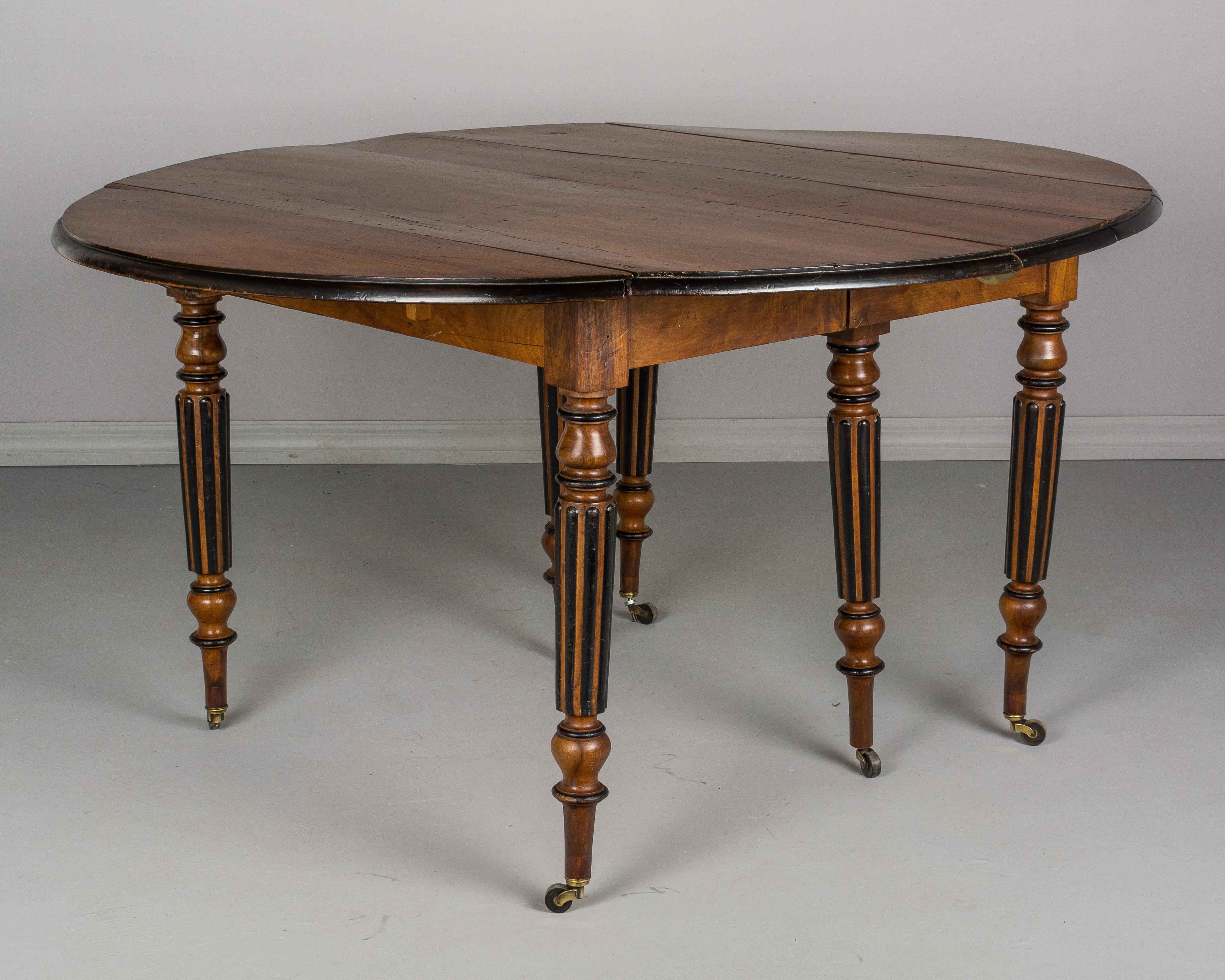 19th Century French Napoleon III Style Dining Table 3