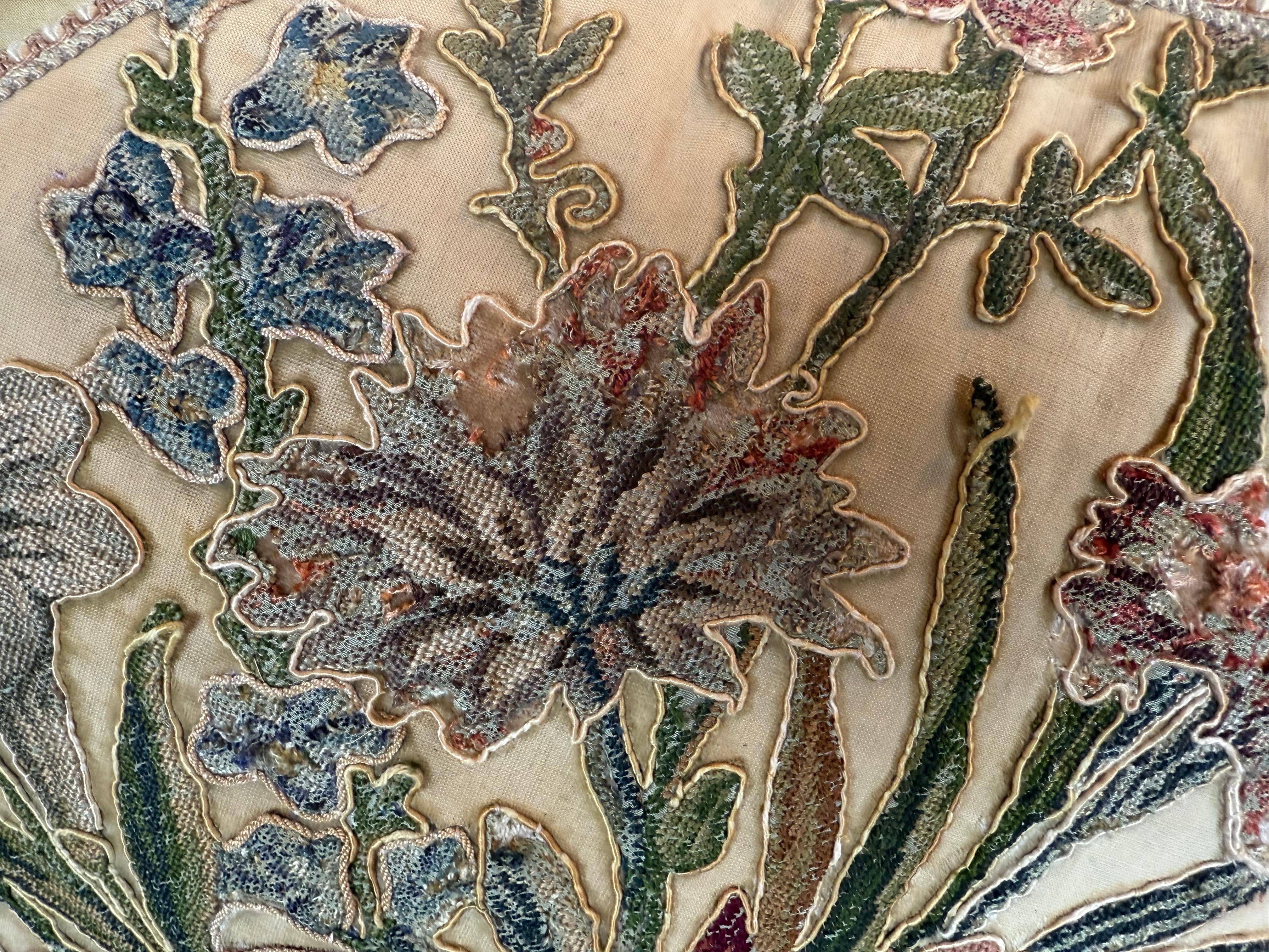 Français A.I.C. Coussin à l'aiguille français du 19ème siècle en vente