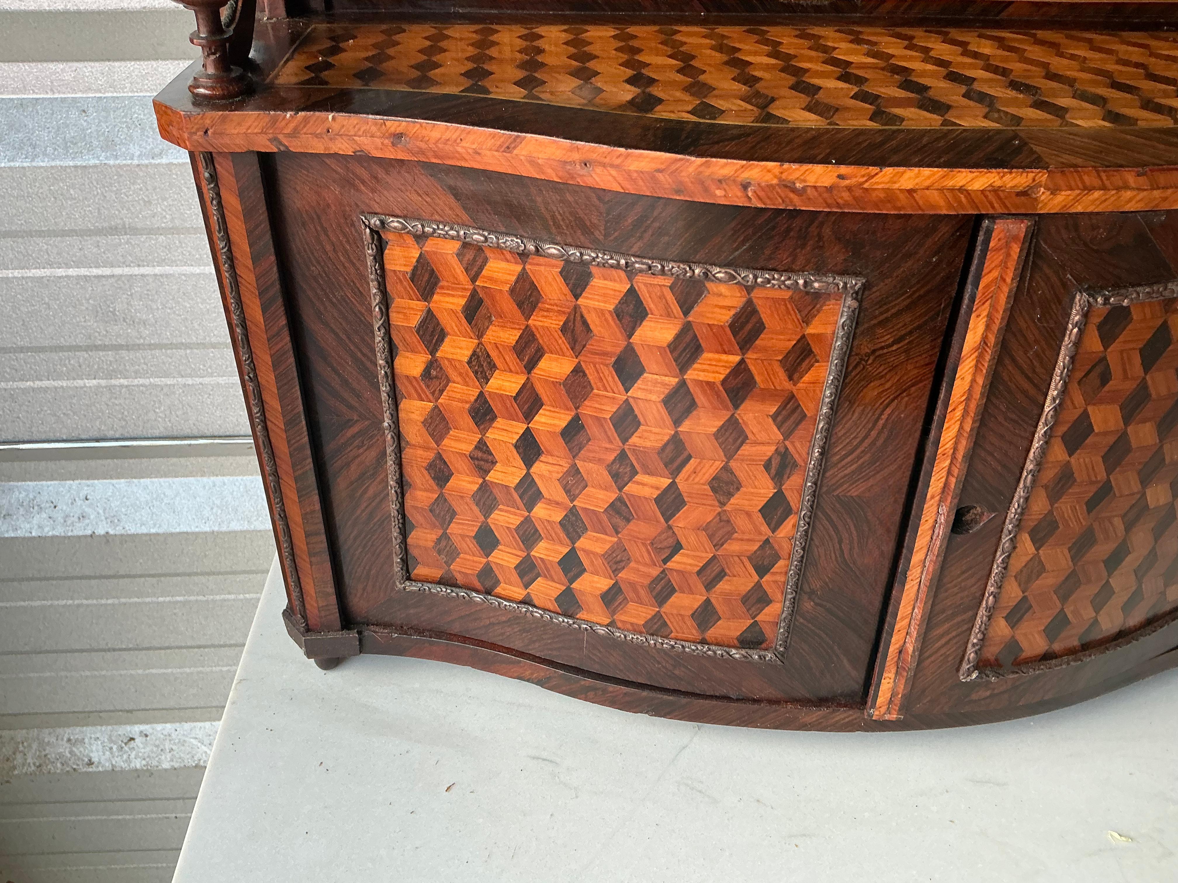 19th-C. French Neo-Classical Style Display Cabinet W/ Marquetry For Sale 4
