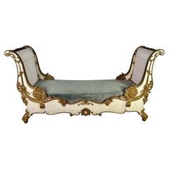 Cama de Día Francesa Pintada y Dorada del S. XIX