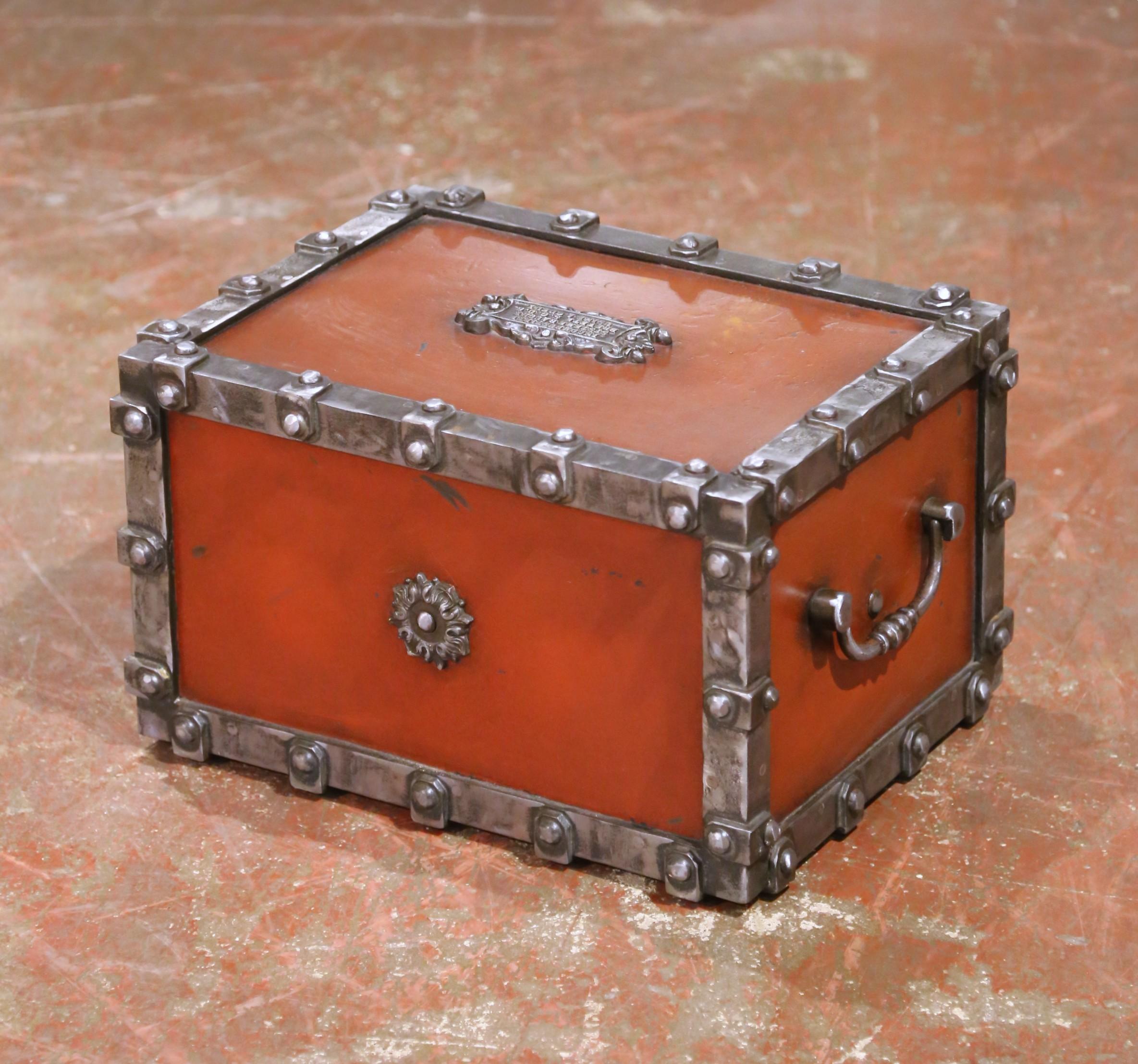 19th C. French Painted Bauche Fireproof Strongbox with Two Letters Combination For Sale 3