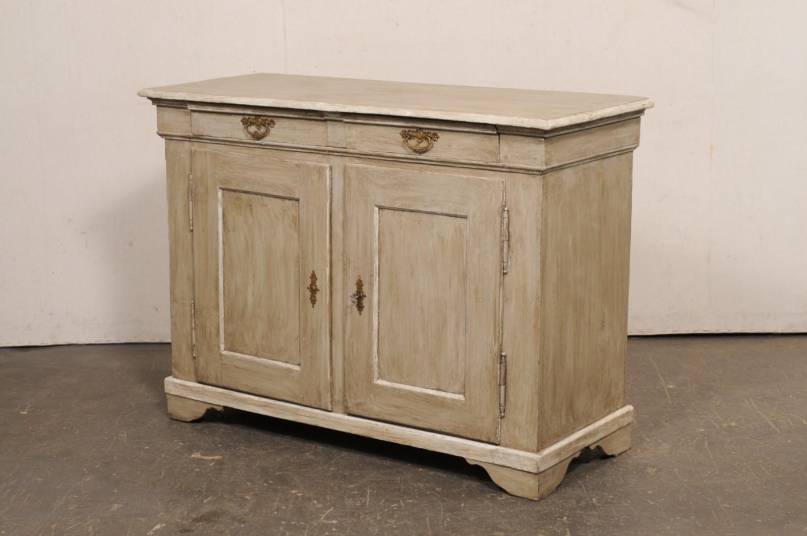 Mobile Buffet in legno dipinto francese del XIX secolo con ferramenta in ottone in vendita 6