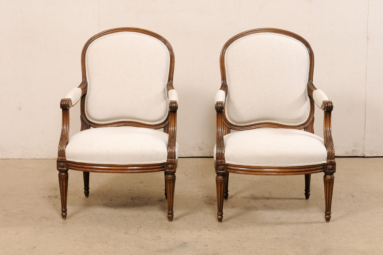 19th C. French Pair Carved-Wood Fauteuil Armchairs, Newly Upholstered in Linen For Sale 7