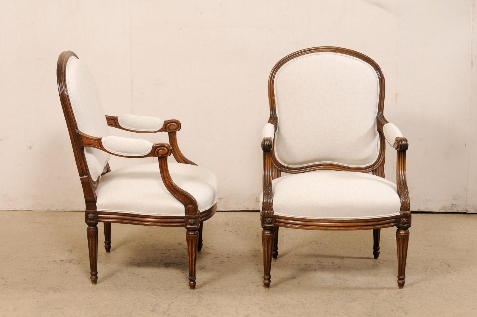 19th C. French Pair Carved-Wood Fauteuil Armchairs, Newly Upholstered in Linen For Sale 1