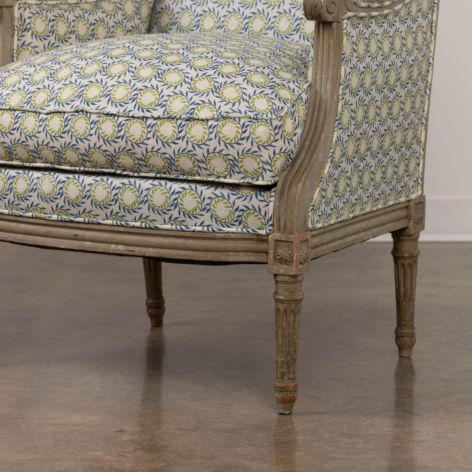 19th c. French Pair of Louis XVI Bergère Chairs in Original Paint For Sale 5