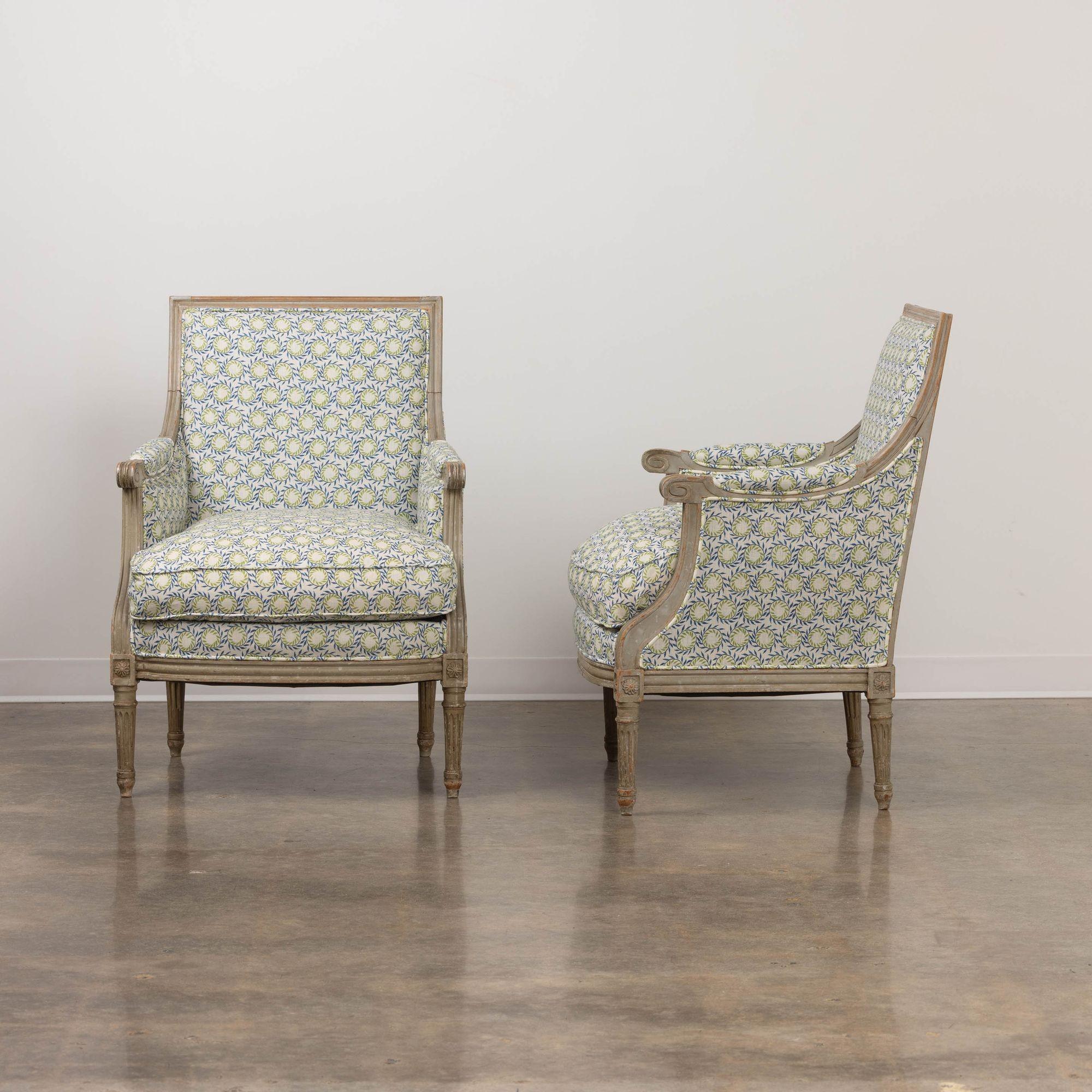 Hand-Carved 19th c. French Pair of Louis XVI Bergère Chairs in Original Paint For Sale