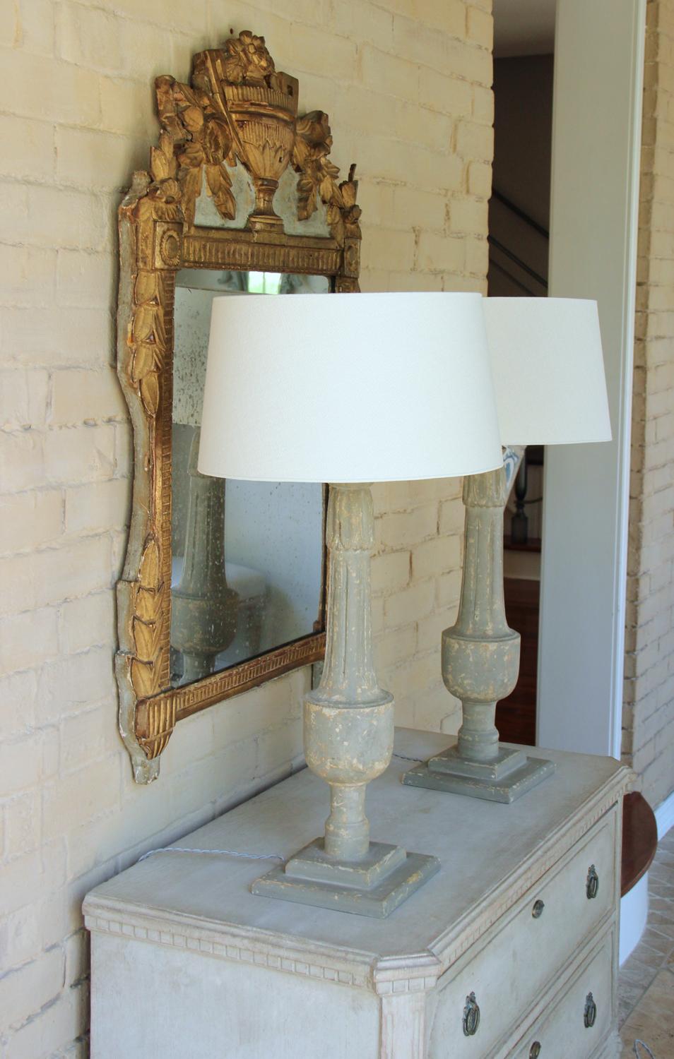 19th C French Pair of Painted Balustrades as Table Lamps In Excellent Condition In Wichita, KS