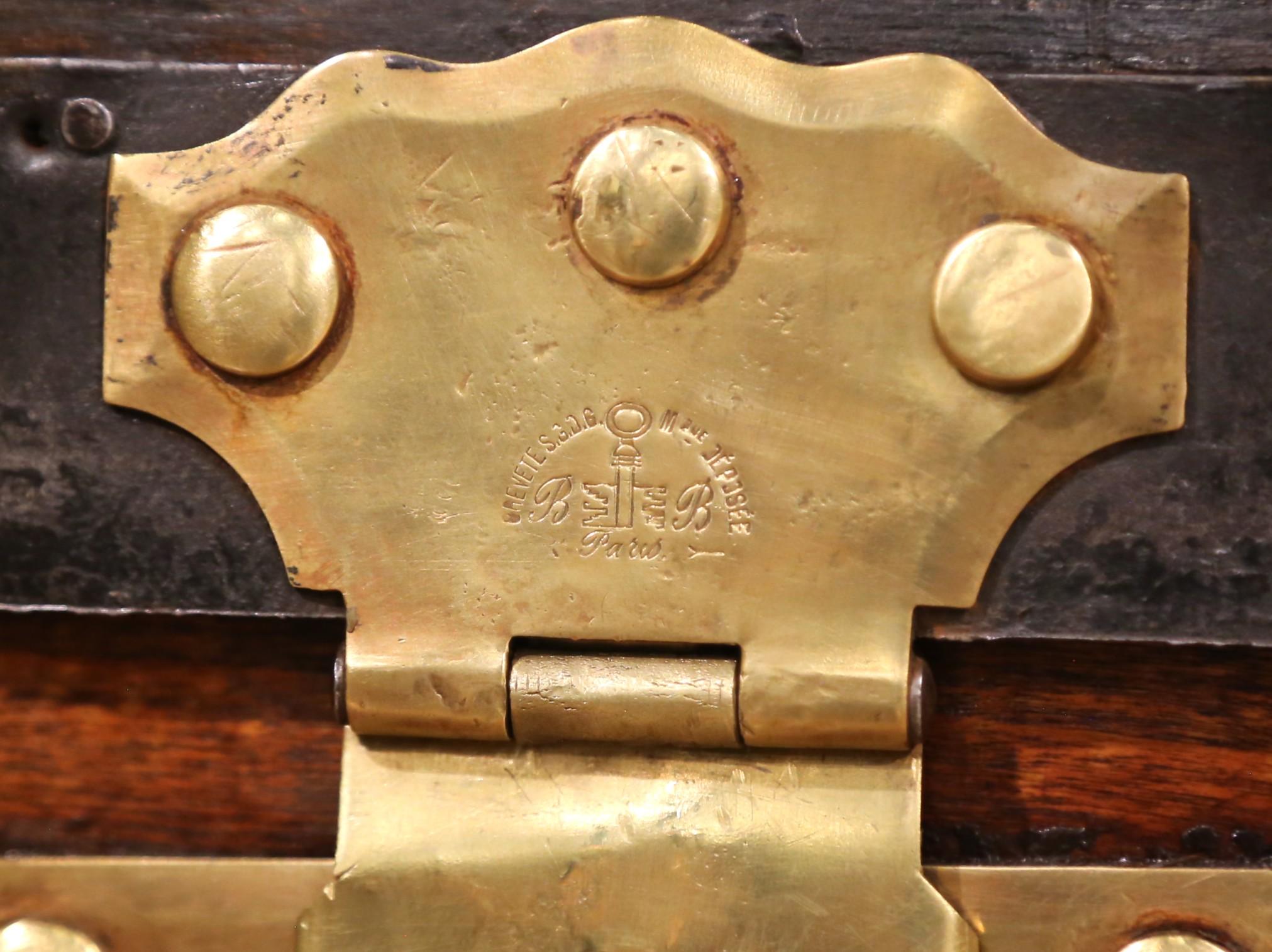 19th C. French Poplar, Metal and Brass-Bound Travel Trunk Stamped B.B. Paris For Sale 1