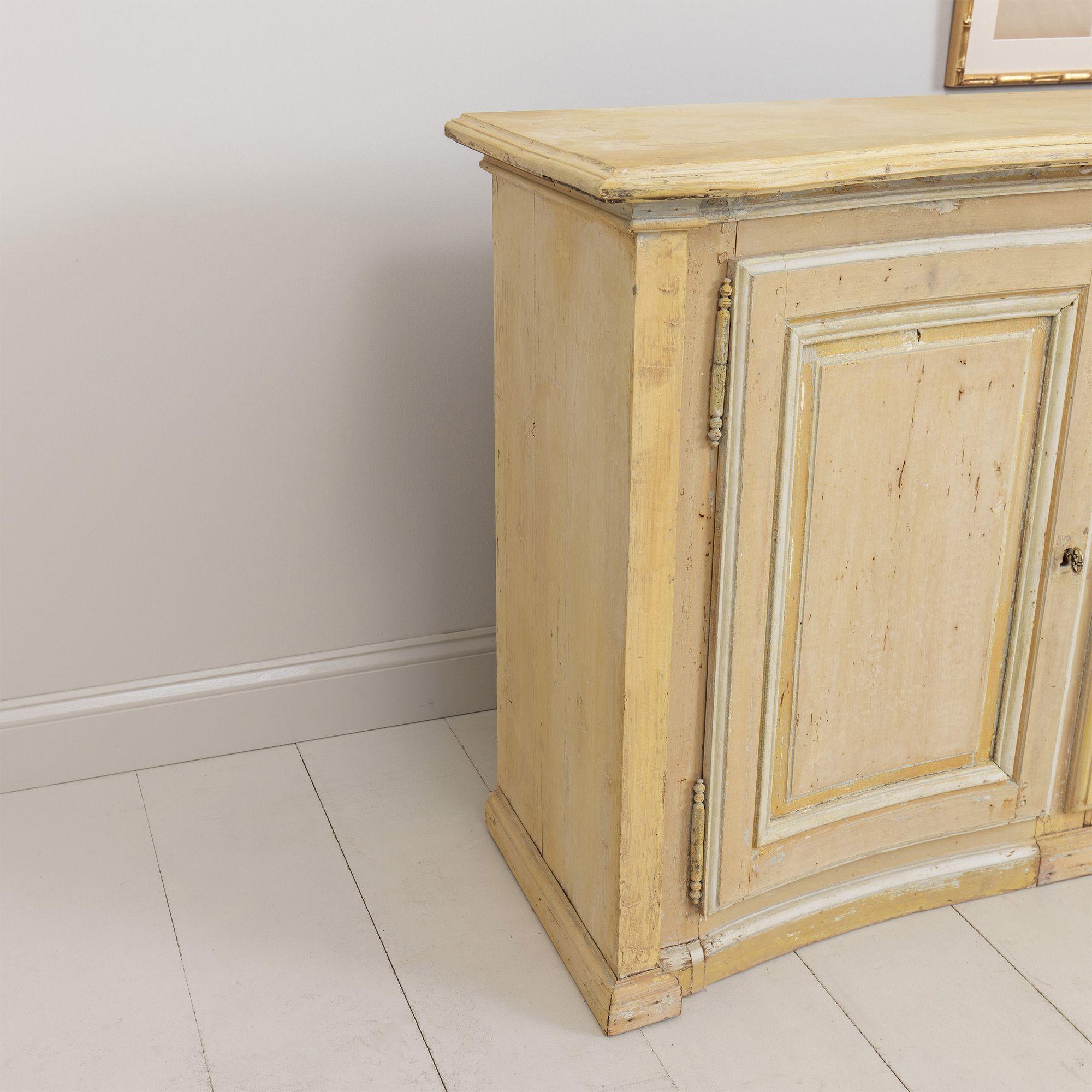 19th c. French Provençal Serpentine Front Enfilade in Original Paint For Sale 10