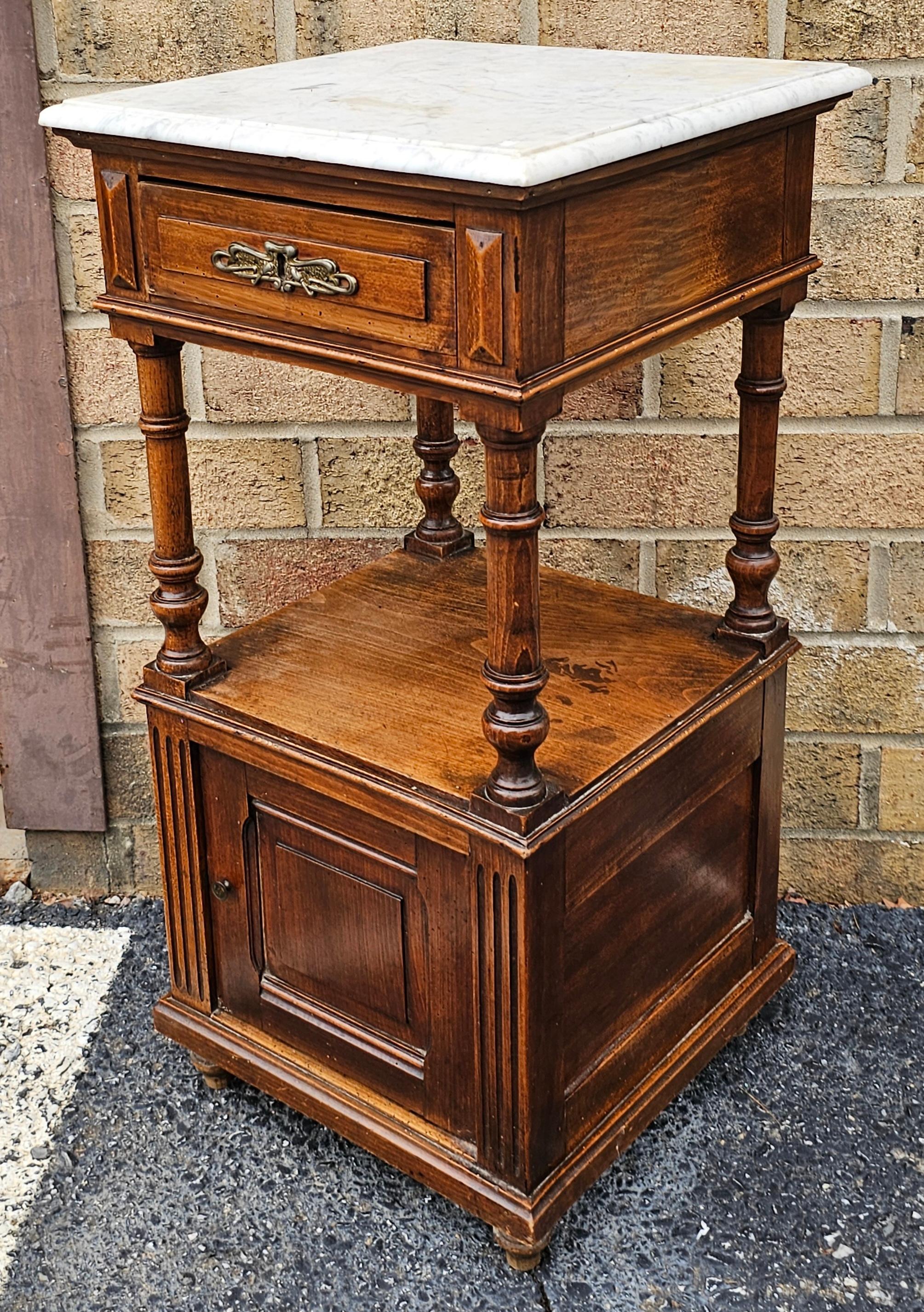 19th C. French Renaissance Revival Walnut and Marble Top Bedside Table For Sale 1