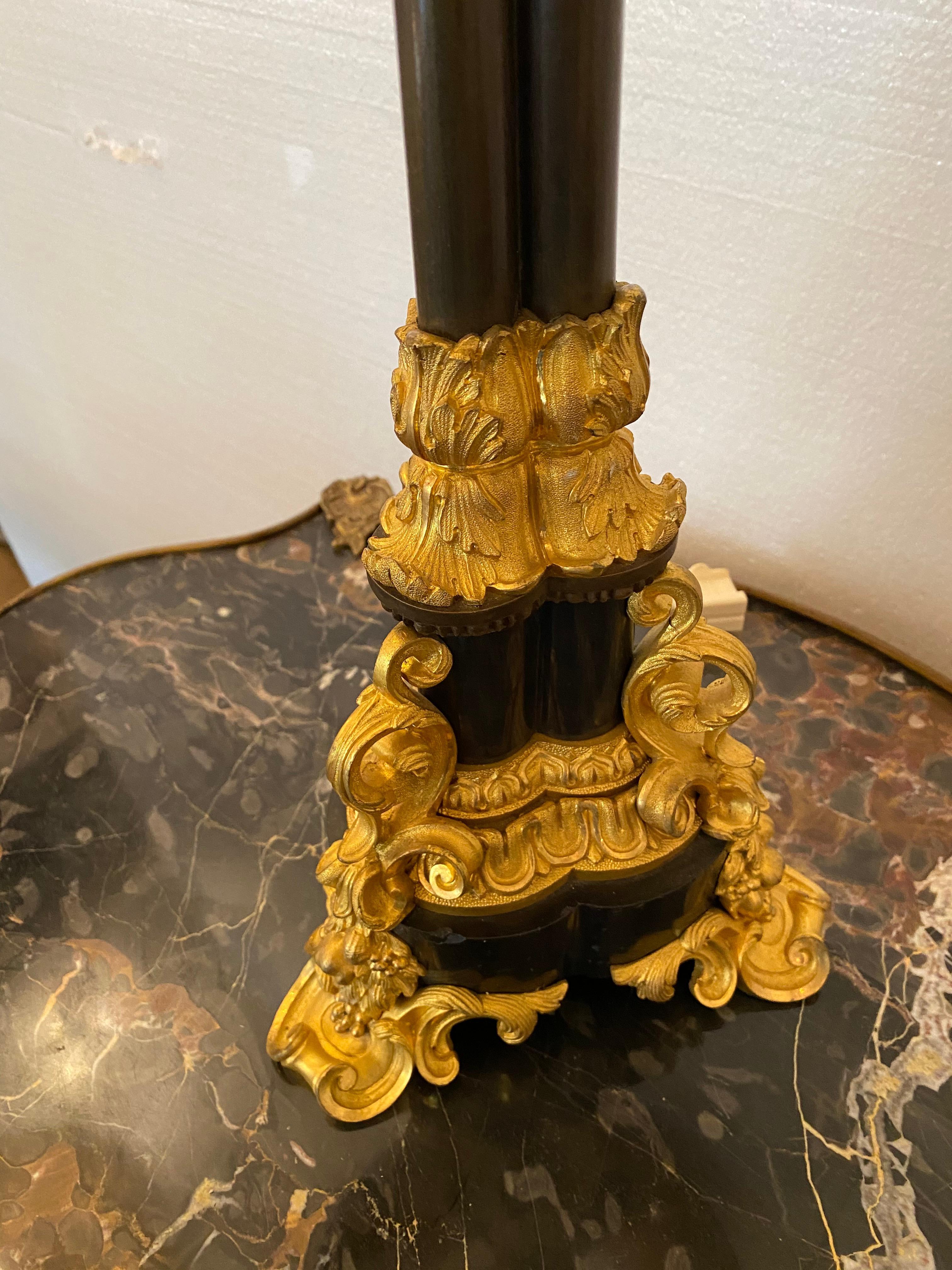 19th Century French Rococo Dore Bronze Candelabra Lamps For Sale 1
