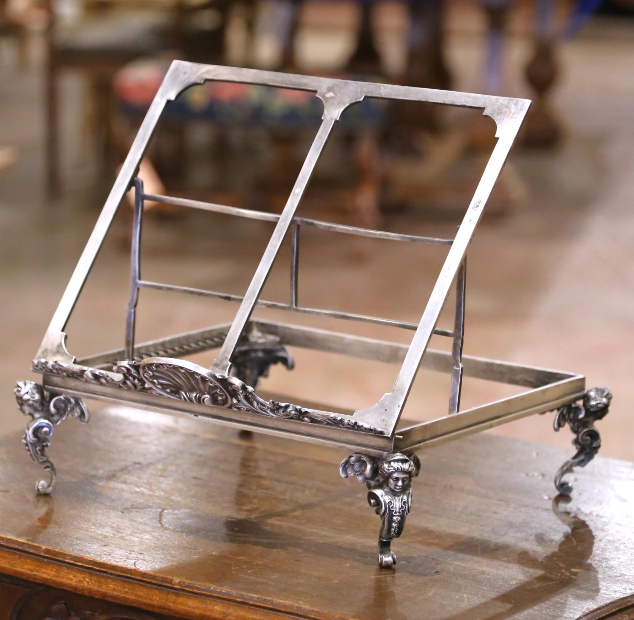 A.I.C. Silver Rococo français avec des motifs de coquillages et de chérubins Excellent état - En vente à Dallas, TX