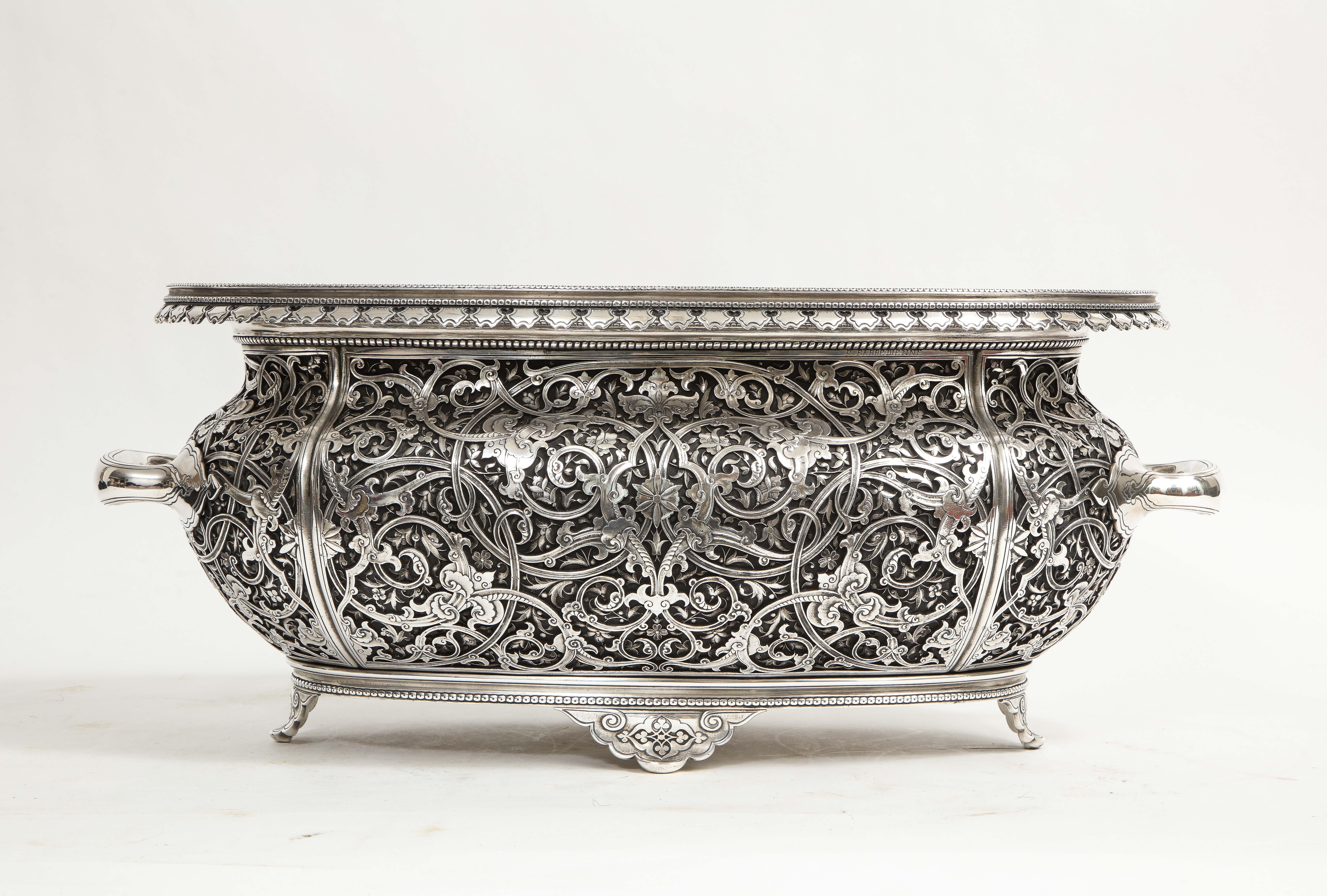 19th C. French Silvered Bronze Islamic Arabesque Motif Centerpiece Att. E Lièvre In Good Condition For Sale In New York, NY